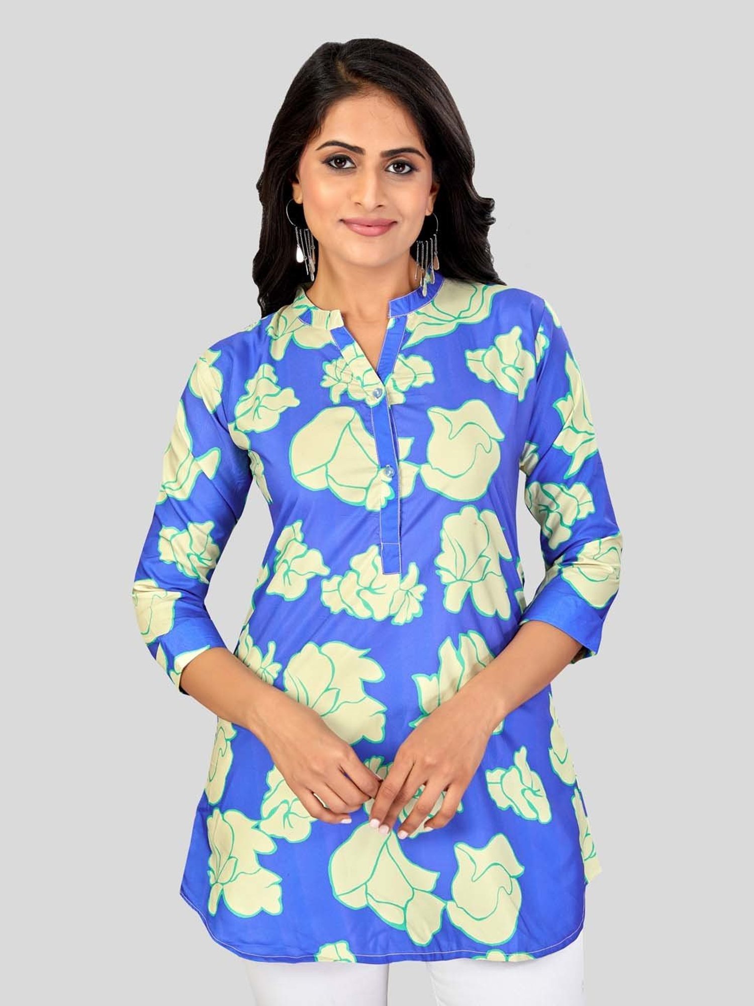 Saree Swarg Blue Printed Short Kurti