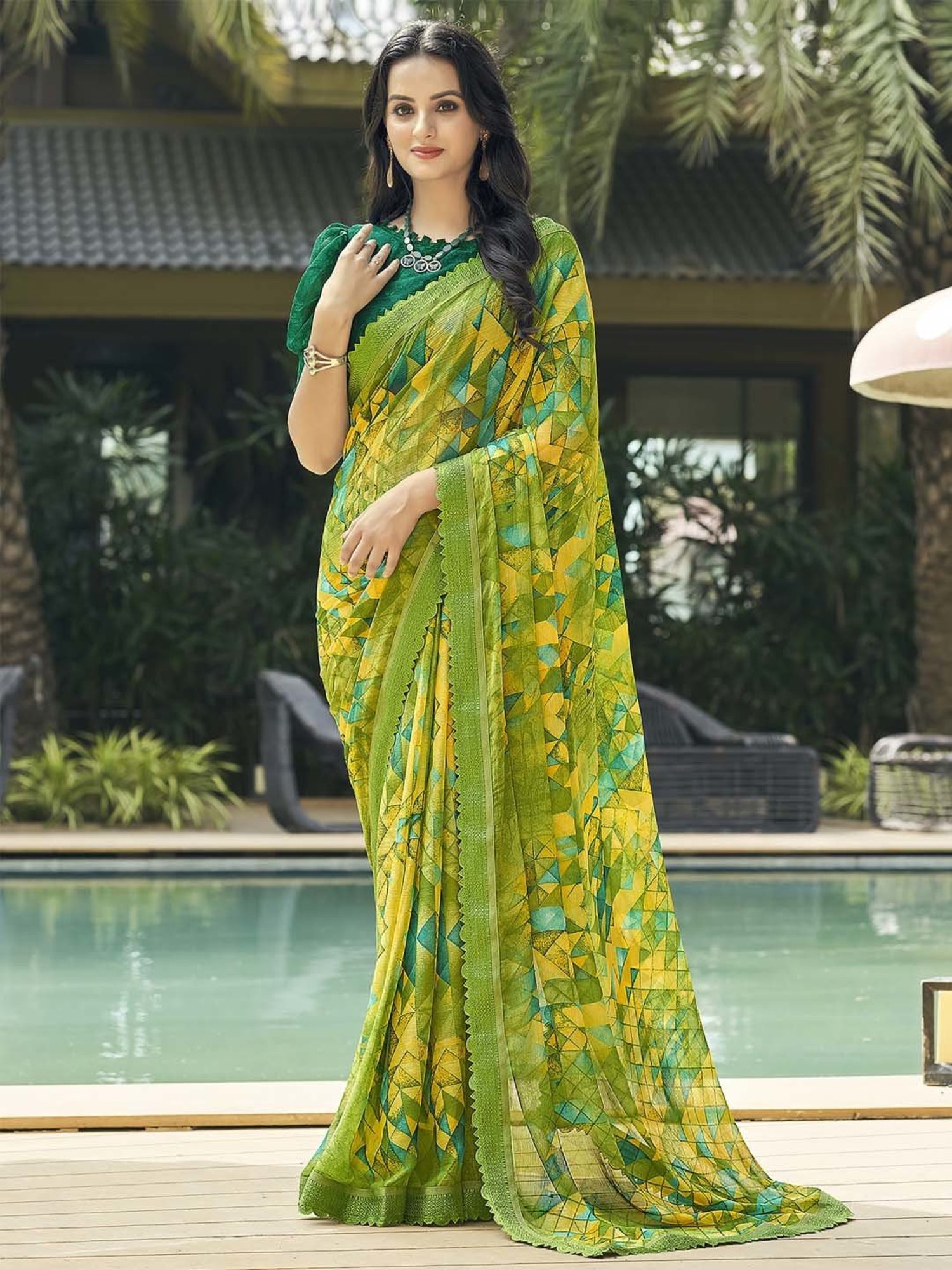 Saree Mall Green Printed Saree With Unstitched Blouse