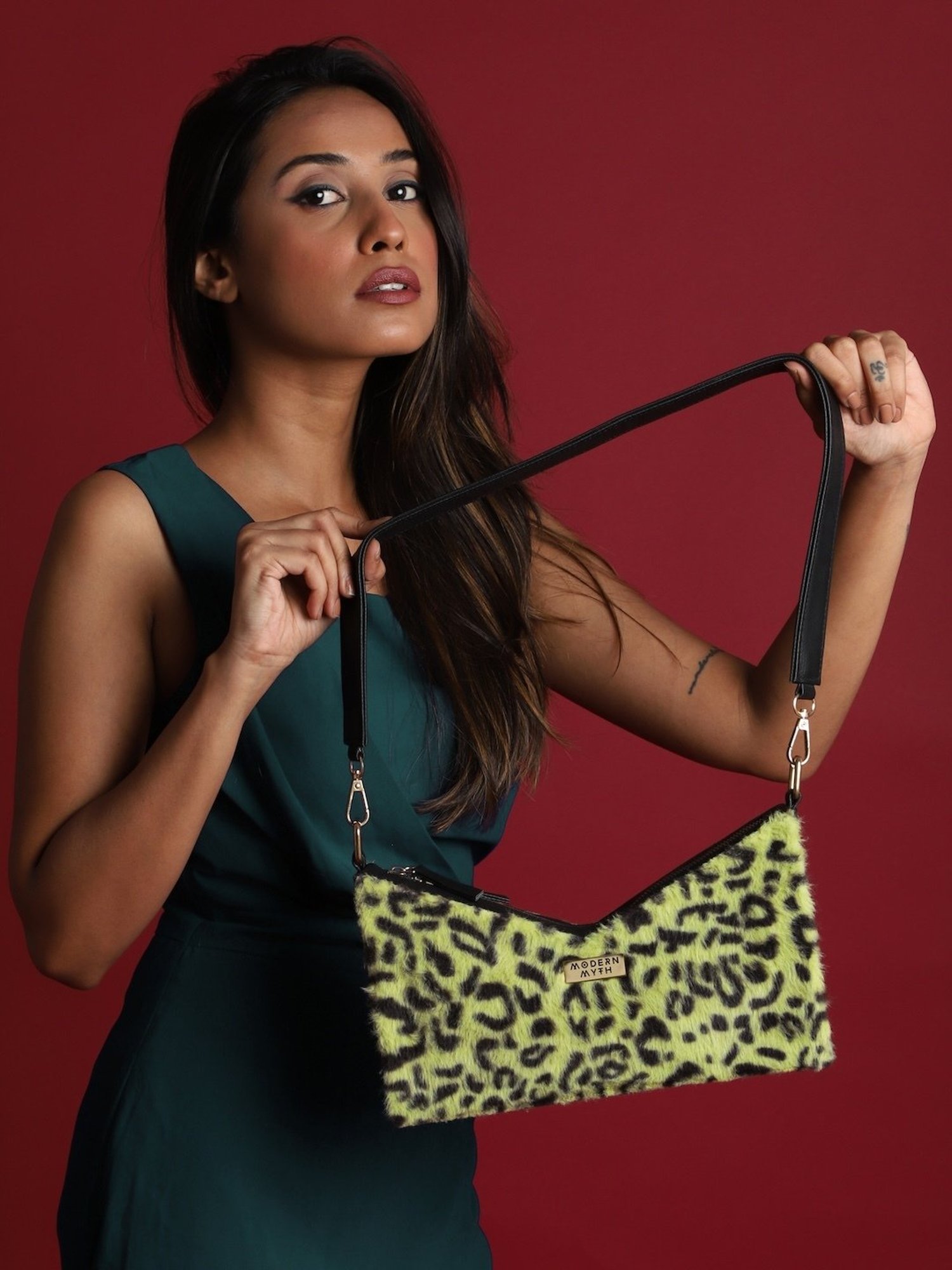 Modern Myth Green Animal Effect Medium Shoulder Bag