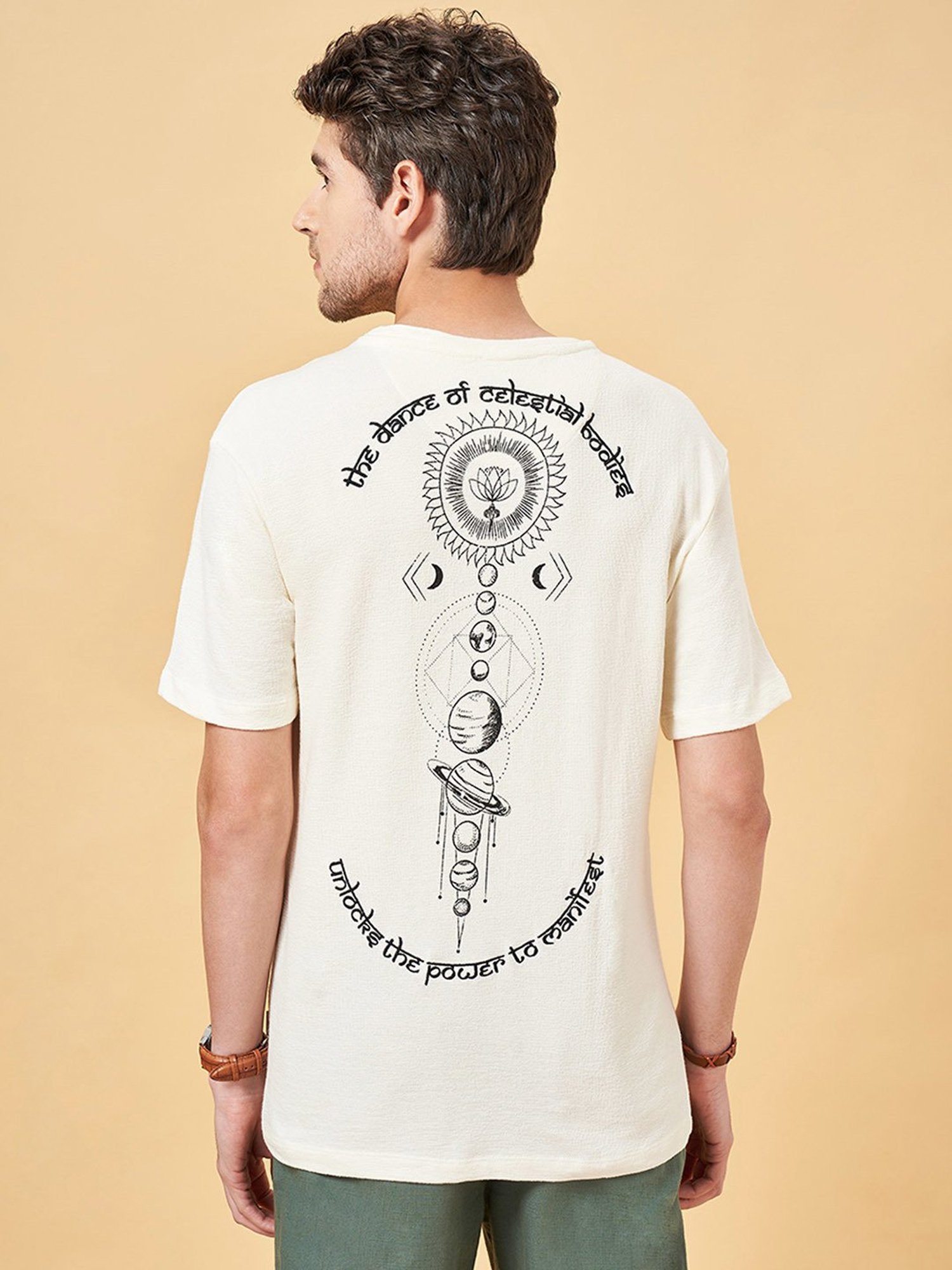 7 Alt by Pantaloons Off White Relaxed Fit Graphic Print T-Shirt
