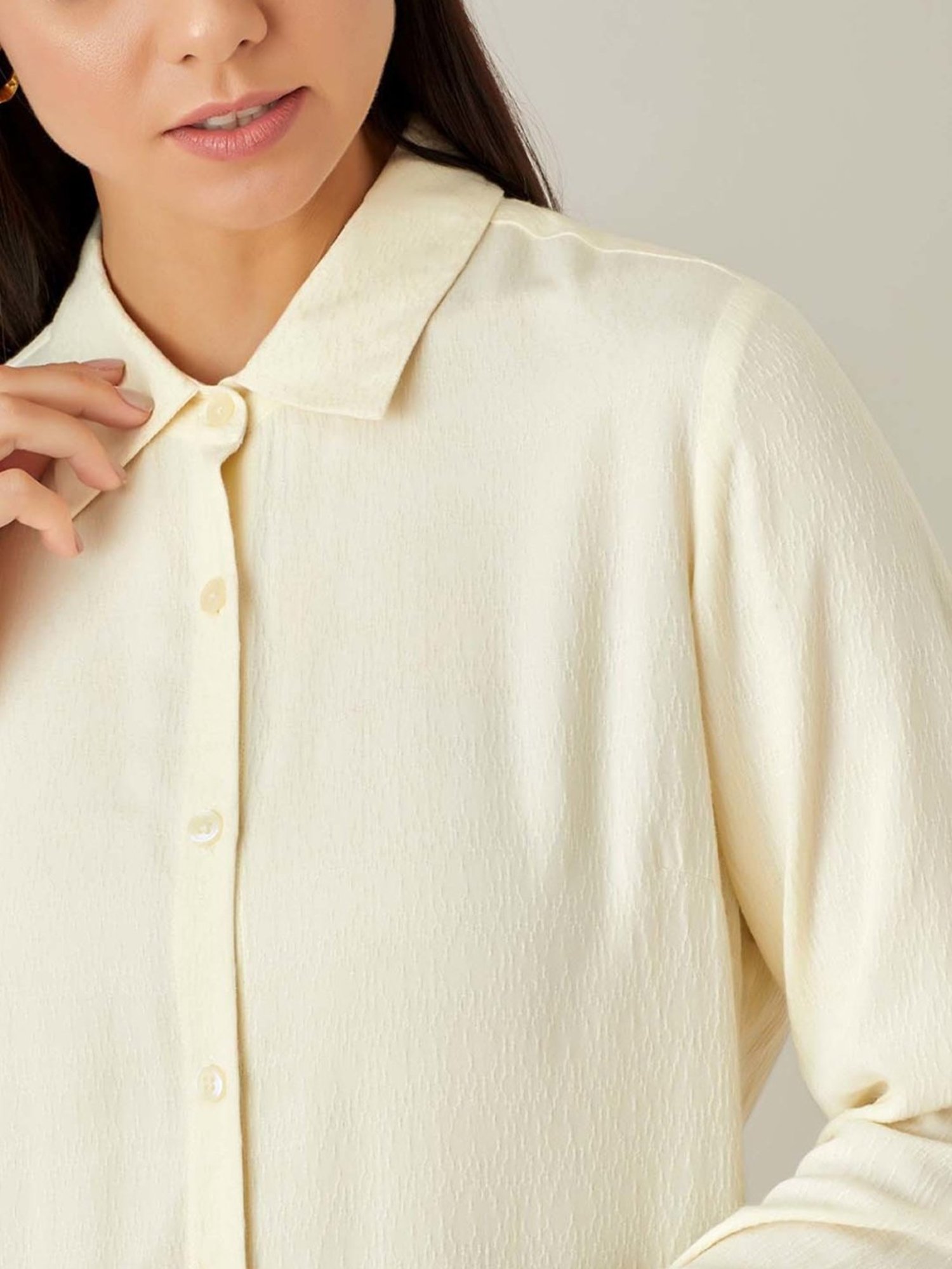Qua Cream Textured Dobby Shirt
