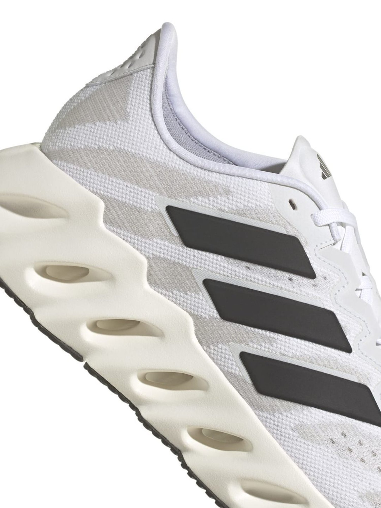 Adidas Men's SWITCH FWD White Running Shoes