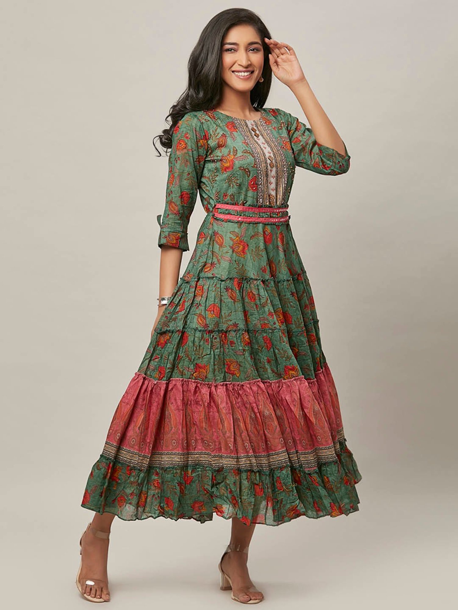 URBAN MYSTIC Green Embellished Fit & Flare Kurta