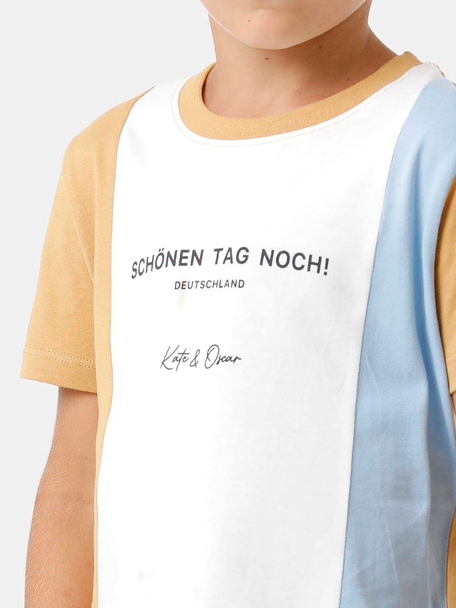 Kate & Oscar Kids Multicolor Cotton Printed T-Shirt