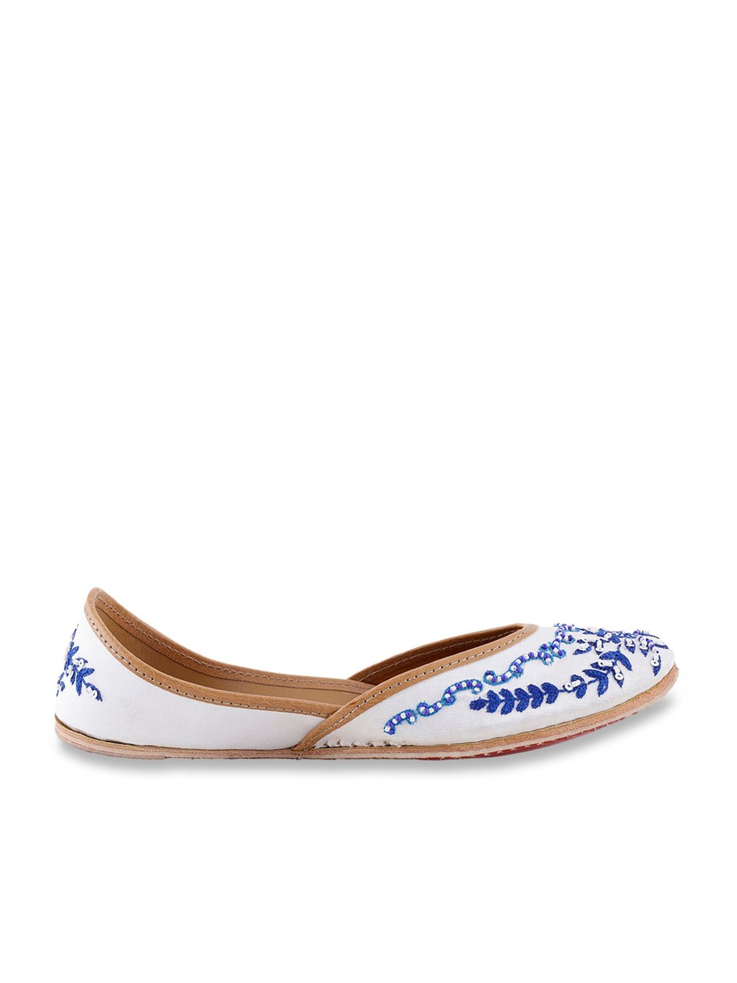 Glam Story Women's Fiona White Ethnic Juttis