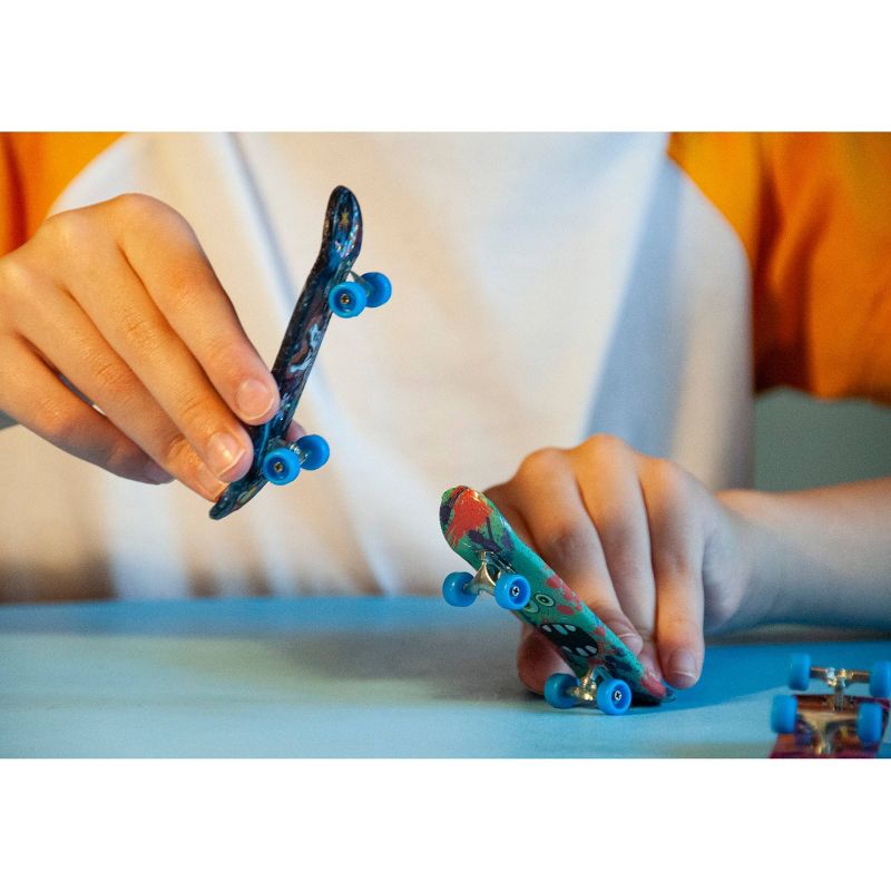 Creativity for Kids Hydro Dip Custom Skate Studio