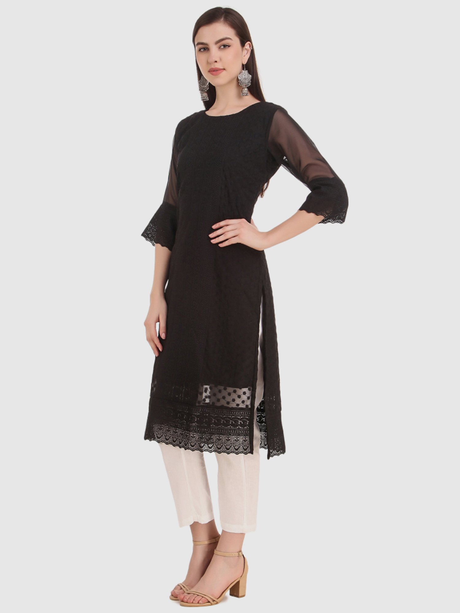 SWAGG INDIA Black Embroidered Straight Kurta