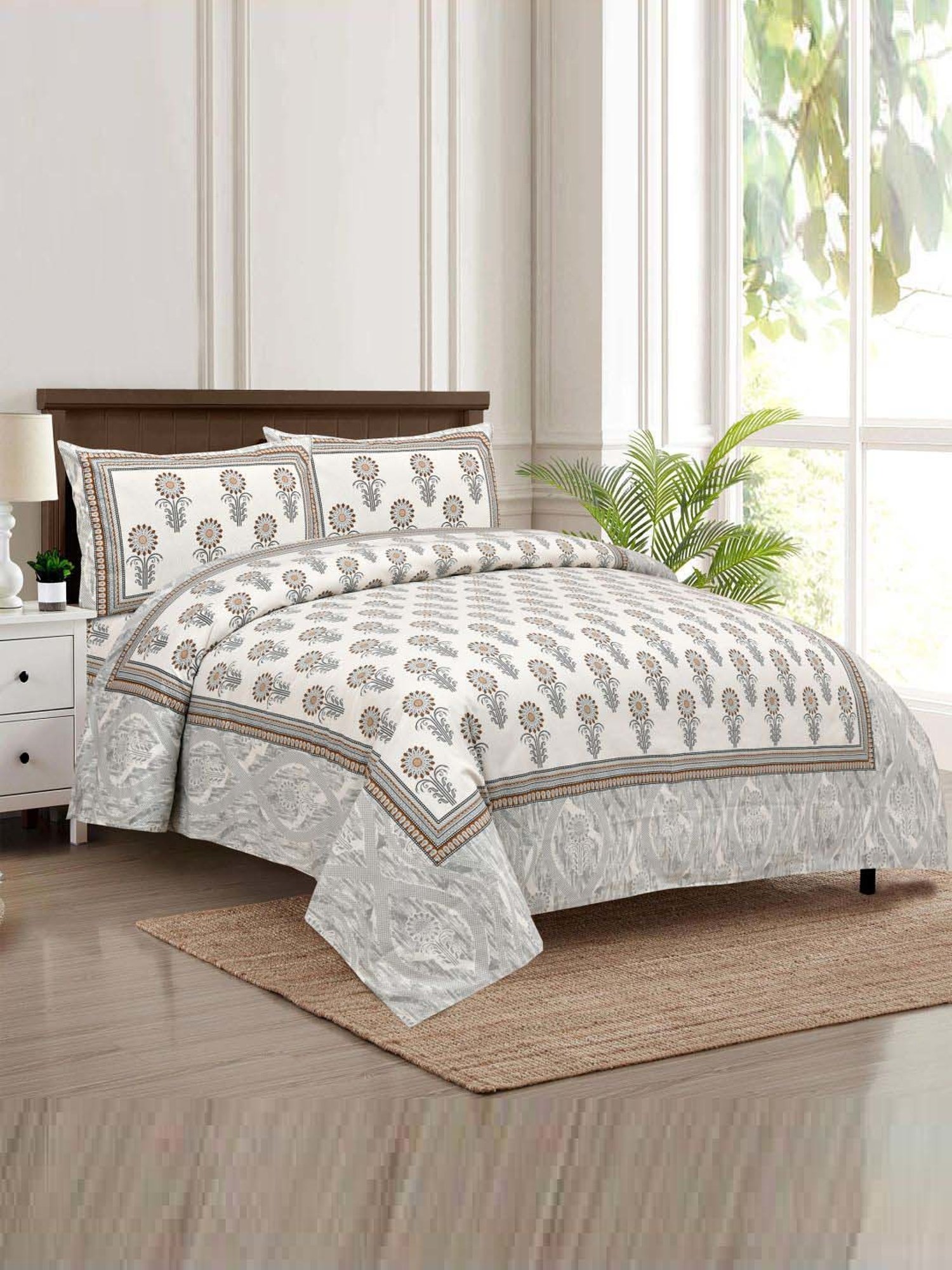 JaipurFabric Grey 180 TC 100% Cotton Awarded Print Double Bedsheet with 2 Pillow Covers