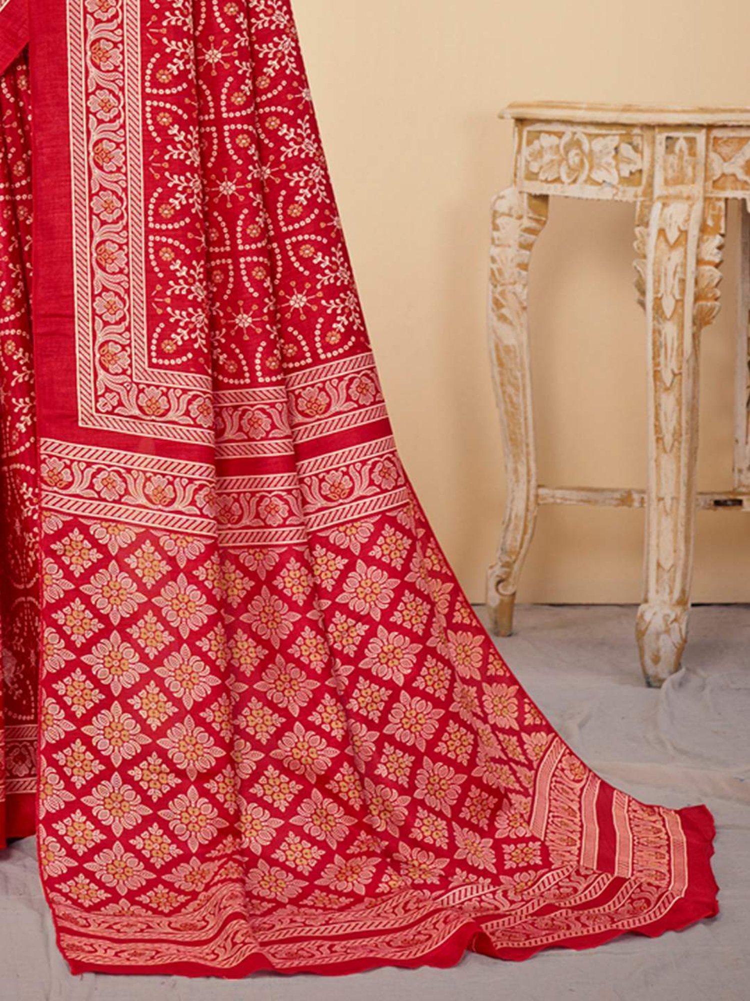 Saree Mall Red Silk Printed Saree With Unstitched Blouse