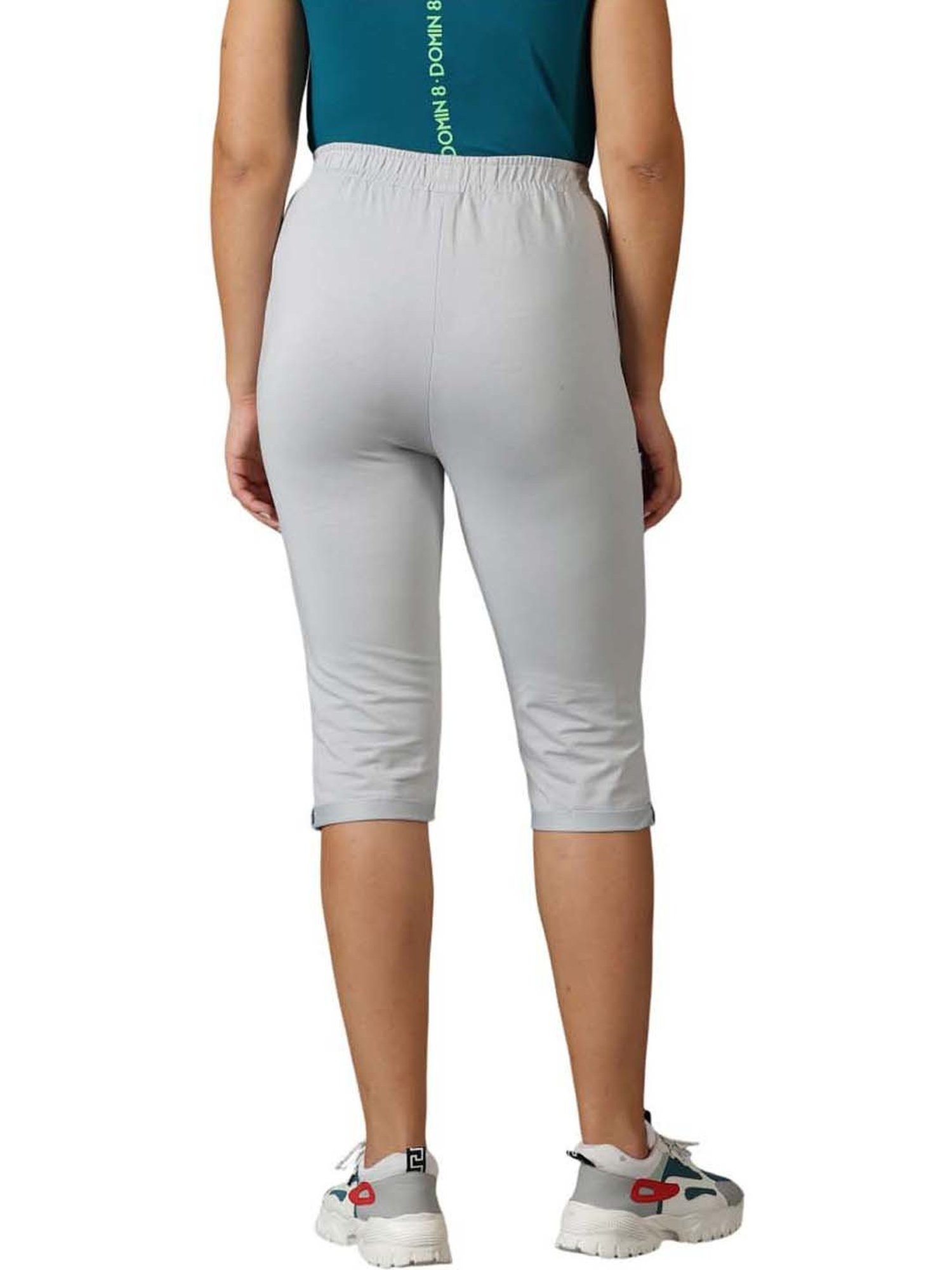 Domin8 Women Regular Fit Capri With Elasticated Waist & Side Pockets