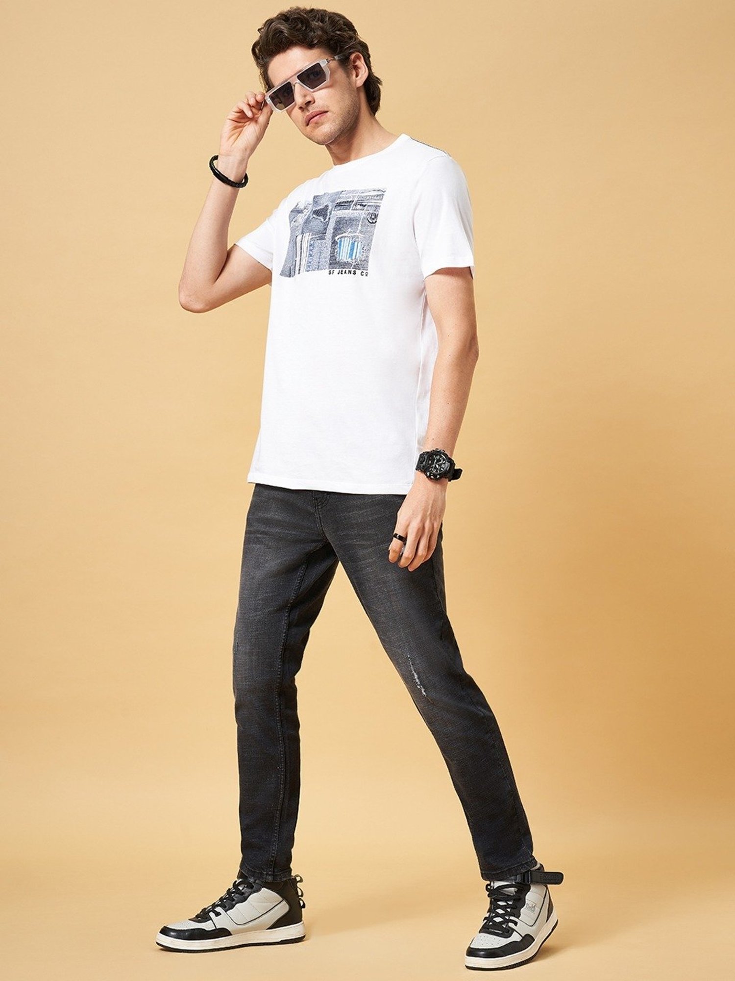 Sf Jeans By Pantaloons White Slim Fit Printed T-Shirt