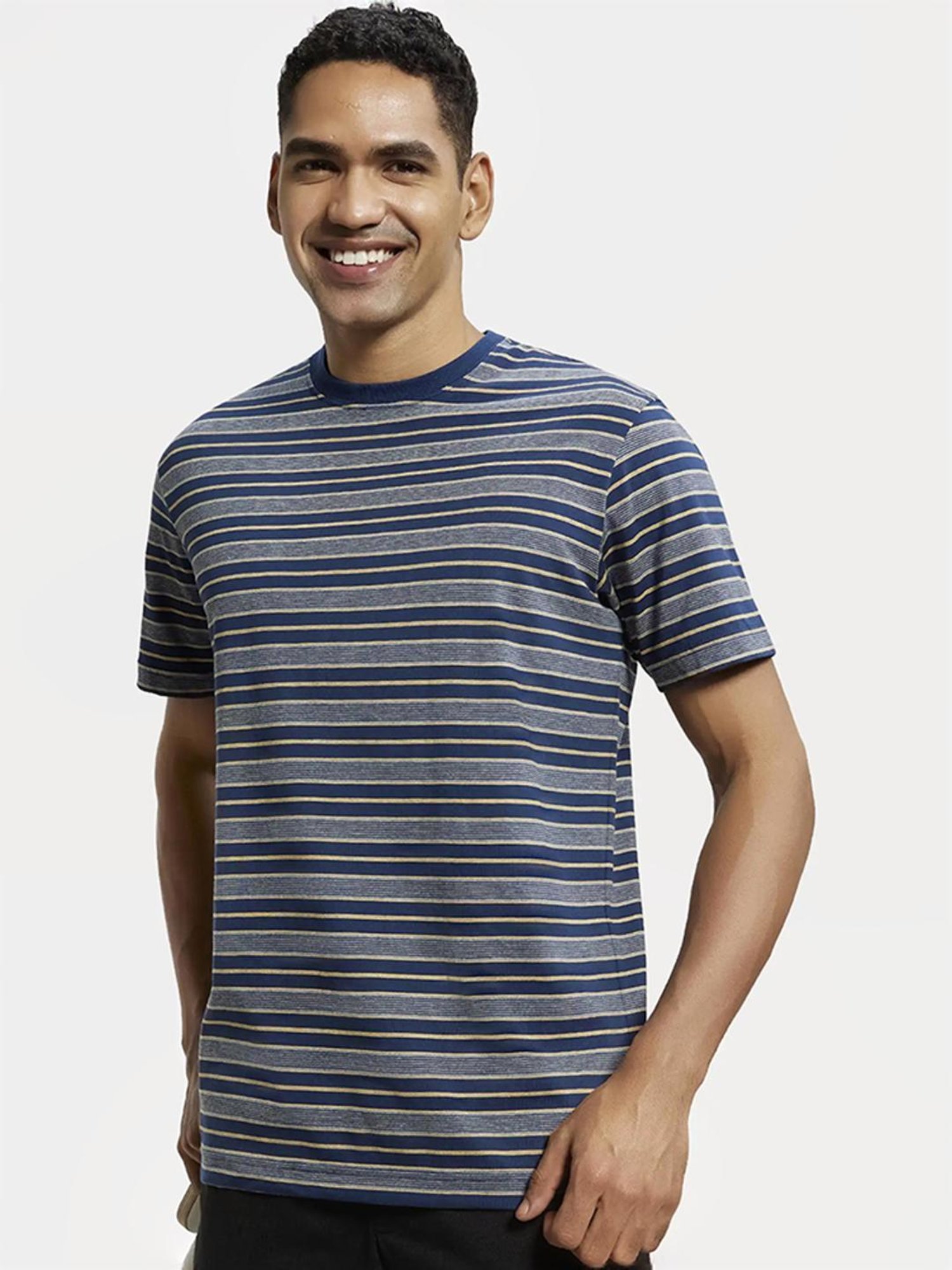 Crimsoune Club White Cotton Regular Fit Printed Lounge Shorts