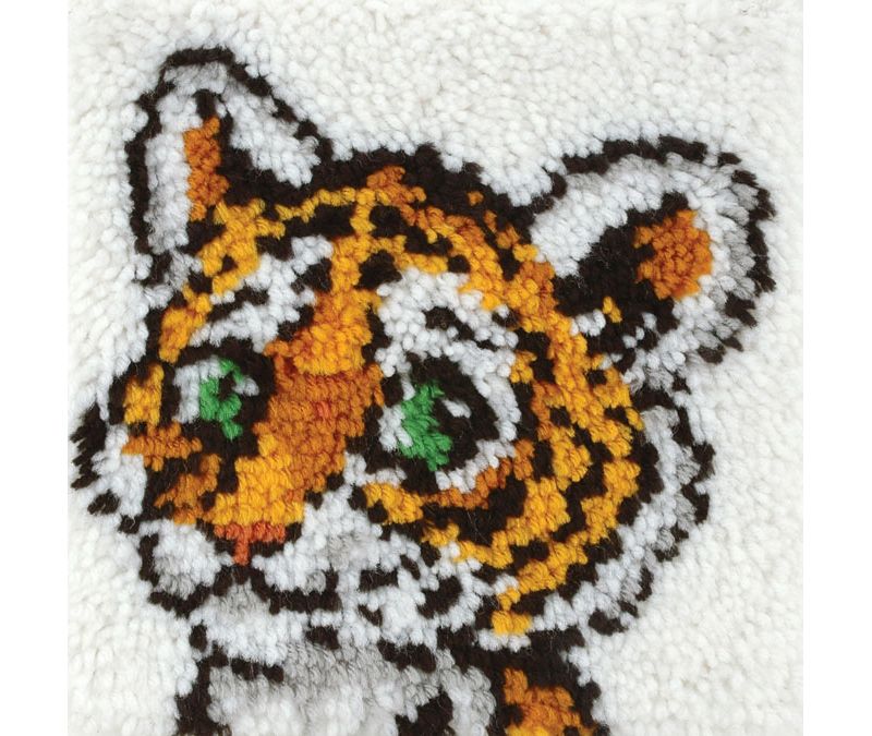 Wonderart Latch Hook Kit 12"X12"-Tiger Cub