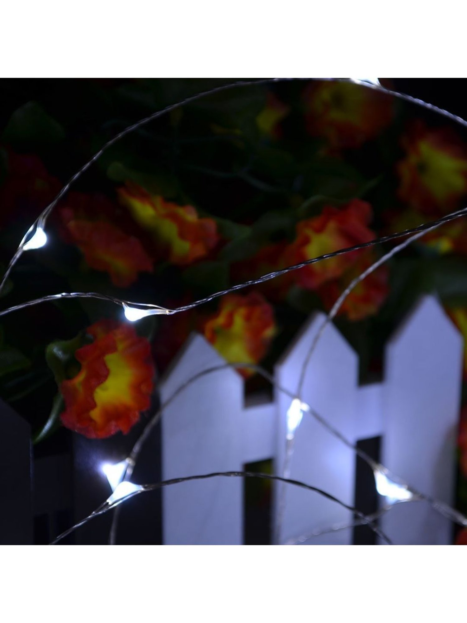 XERGY 10 m USB Powered 100 LED s Waterproof String Light for Indoor/Outdoor Decoration (Cool White)