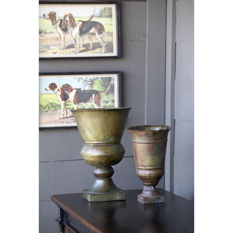 Park Hill Collection Patina Foxer Urn