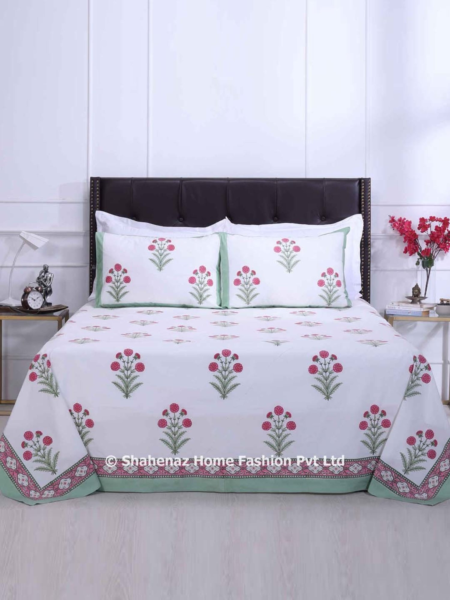 Shahenaz Pink & Green 220 TC Cotton Gul E Aasmeen Double Bedsheet with 2 Pillow Covers