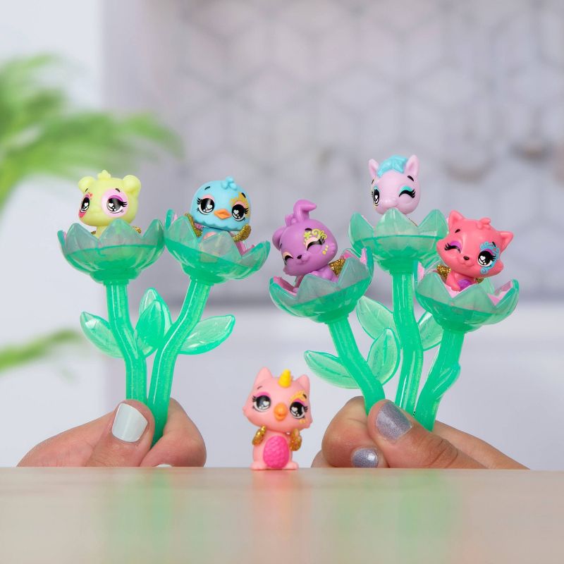 Hatchimals CollEGGtibles Spring Bouquet