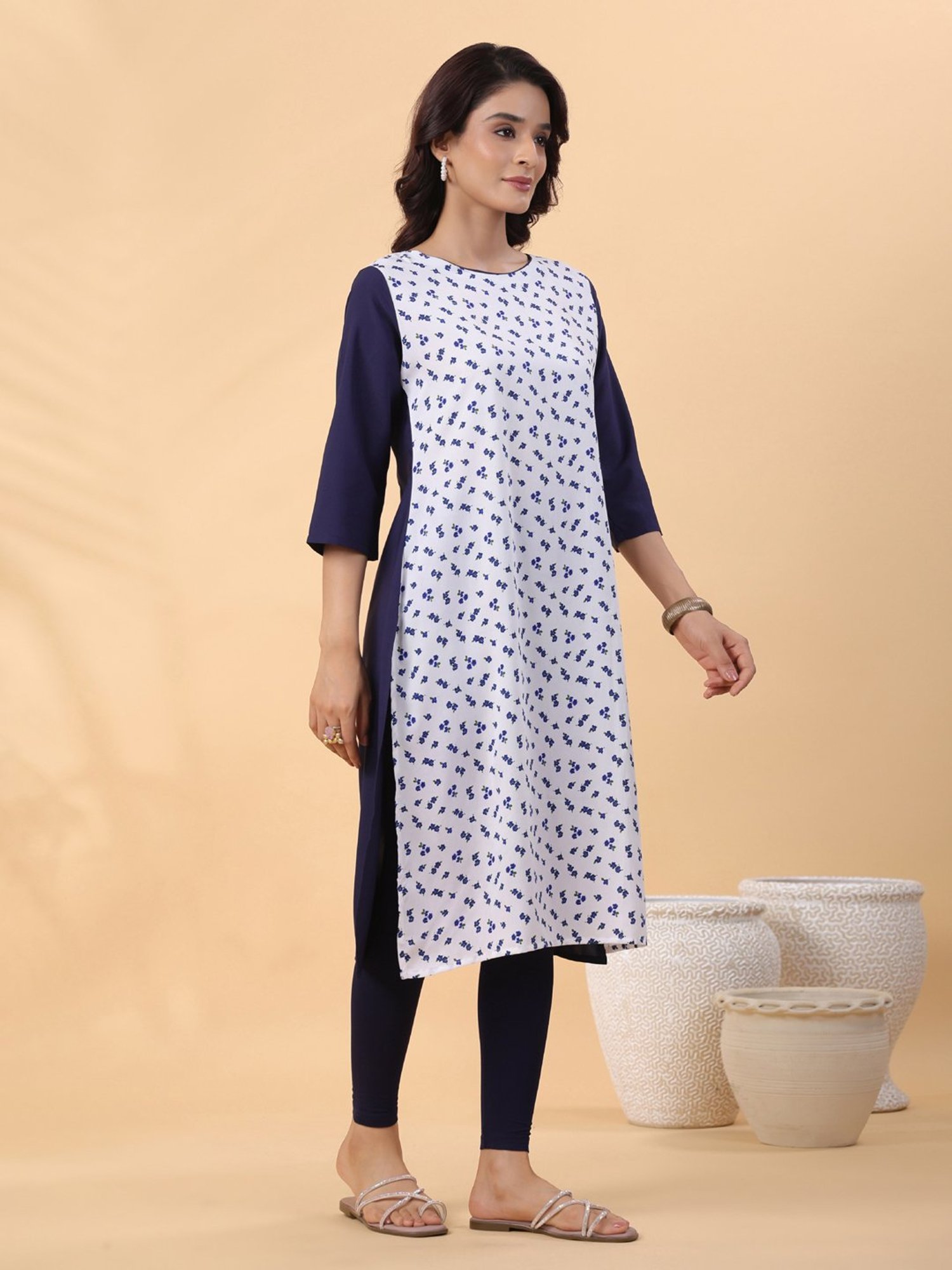 Janasya White Floral Print Straight Kurta