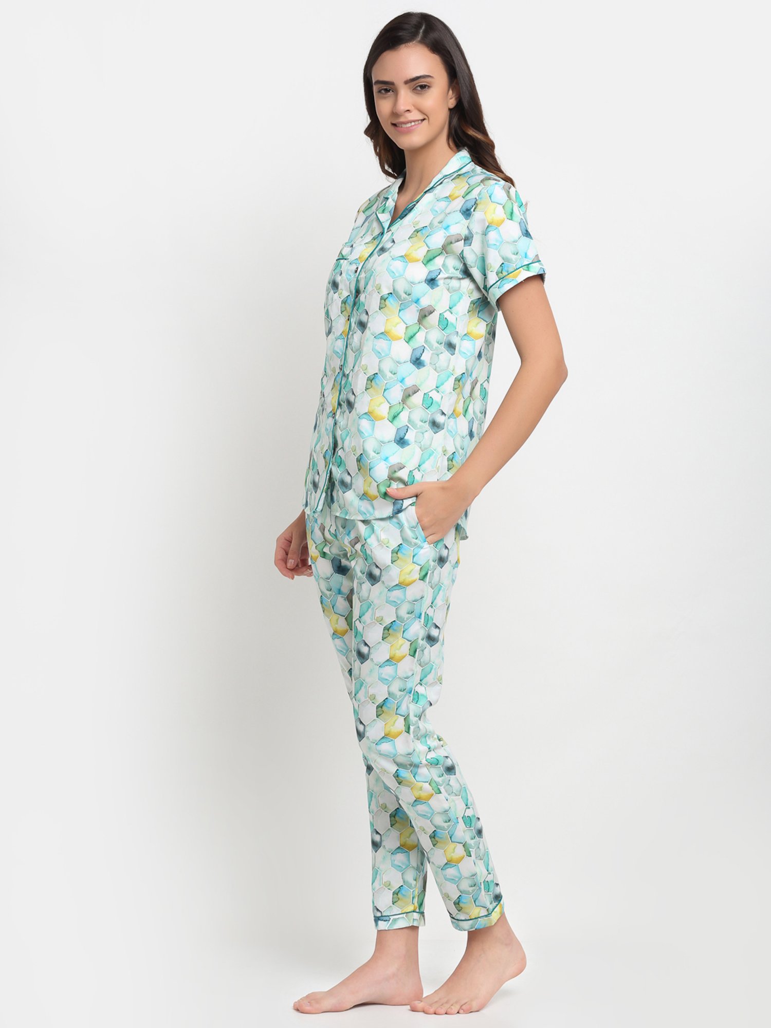 Erotissch White & Green Printed Shirt Pyjama Set