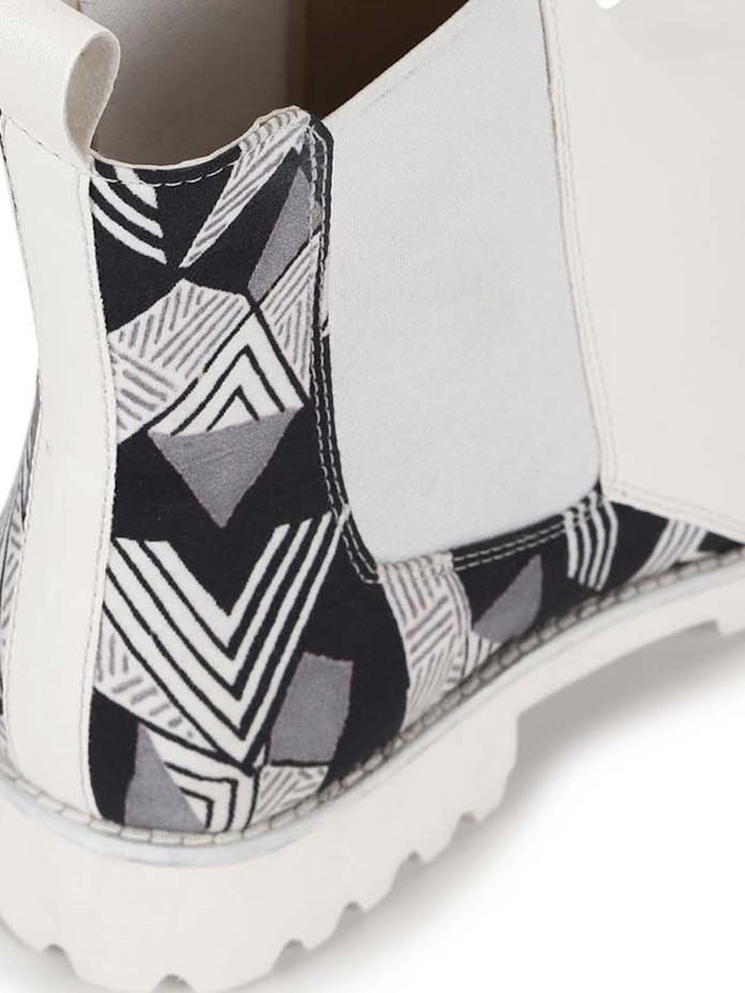 Yoho Women's White Chelsea Boots