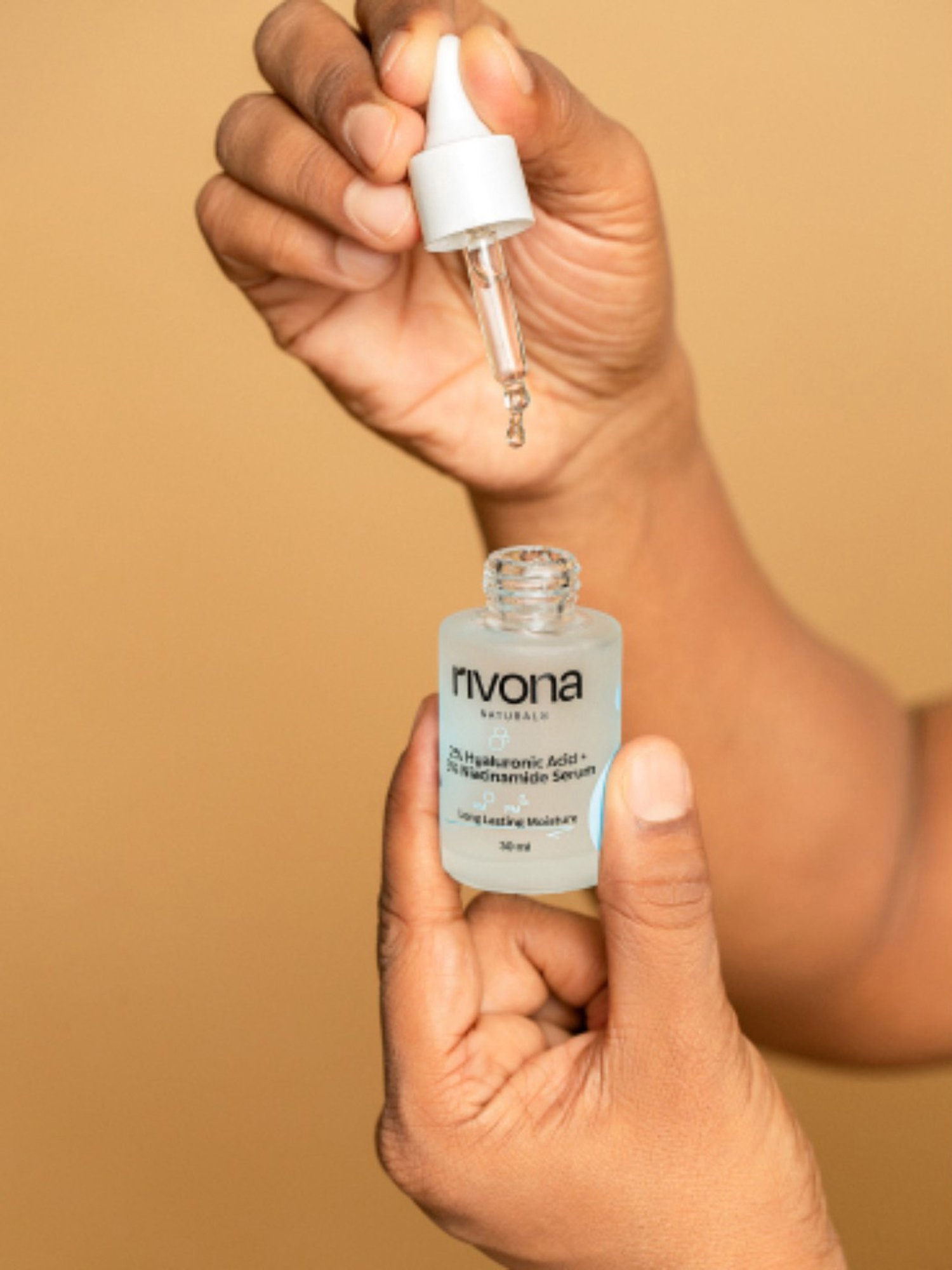 Rivona Naturals 2% Hyaluronic Acid + 3% Niacinamide Serum - 30 ml