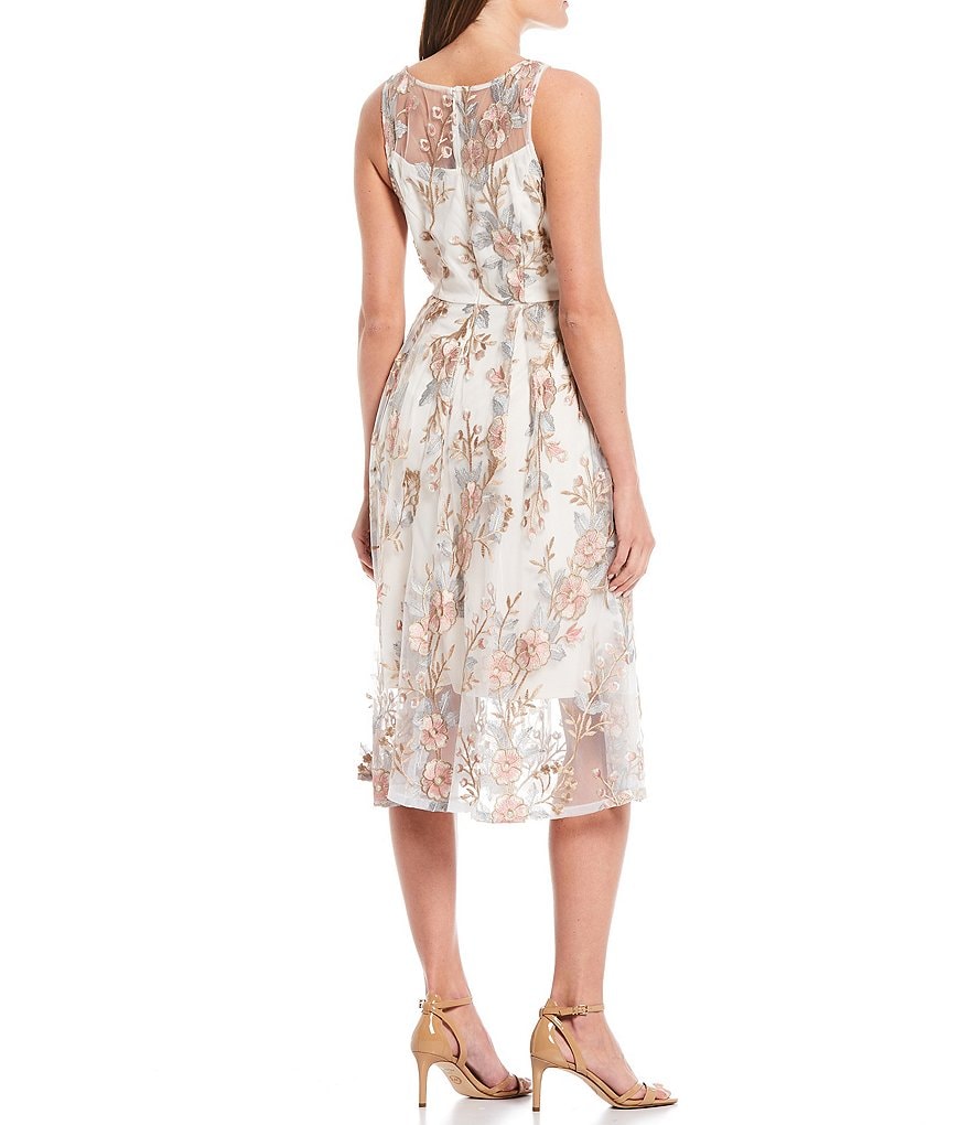 Kay Unger Long Bishop Sleeve V-Neck Crepe A-Line Dress