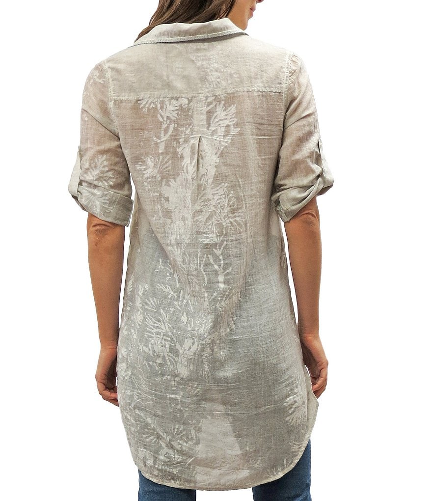 Karyn Seo Simone Embroidered 3/4 Sleeve Point Collar Button Front Tunic