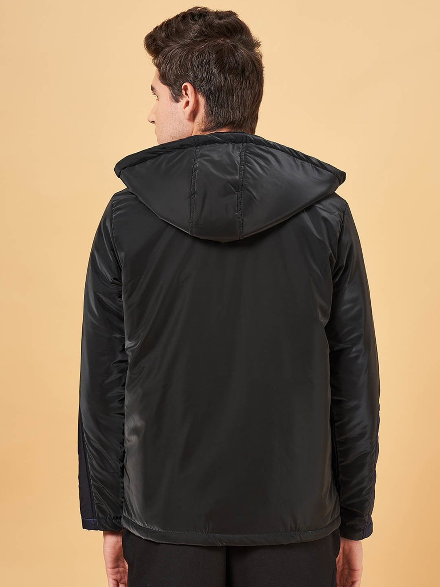 Street 808 by Pantaloons Black Regular Fit Colour Block Hooded Jacket