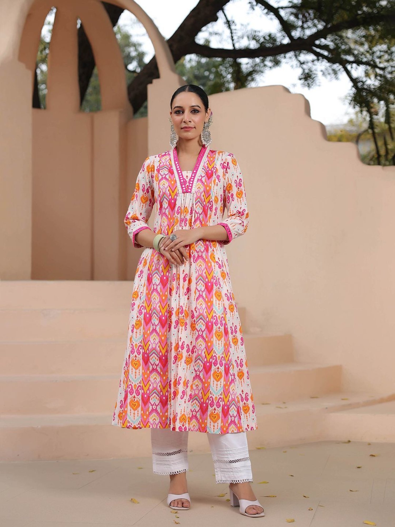 Rain and Rainbow Pink & White Cotton Printed Kurta & Pant Set With Dupatta