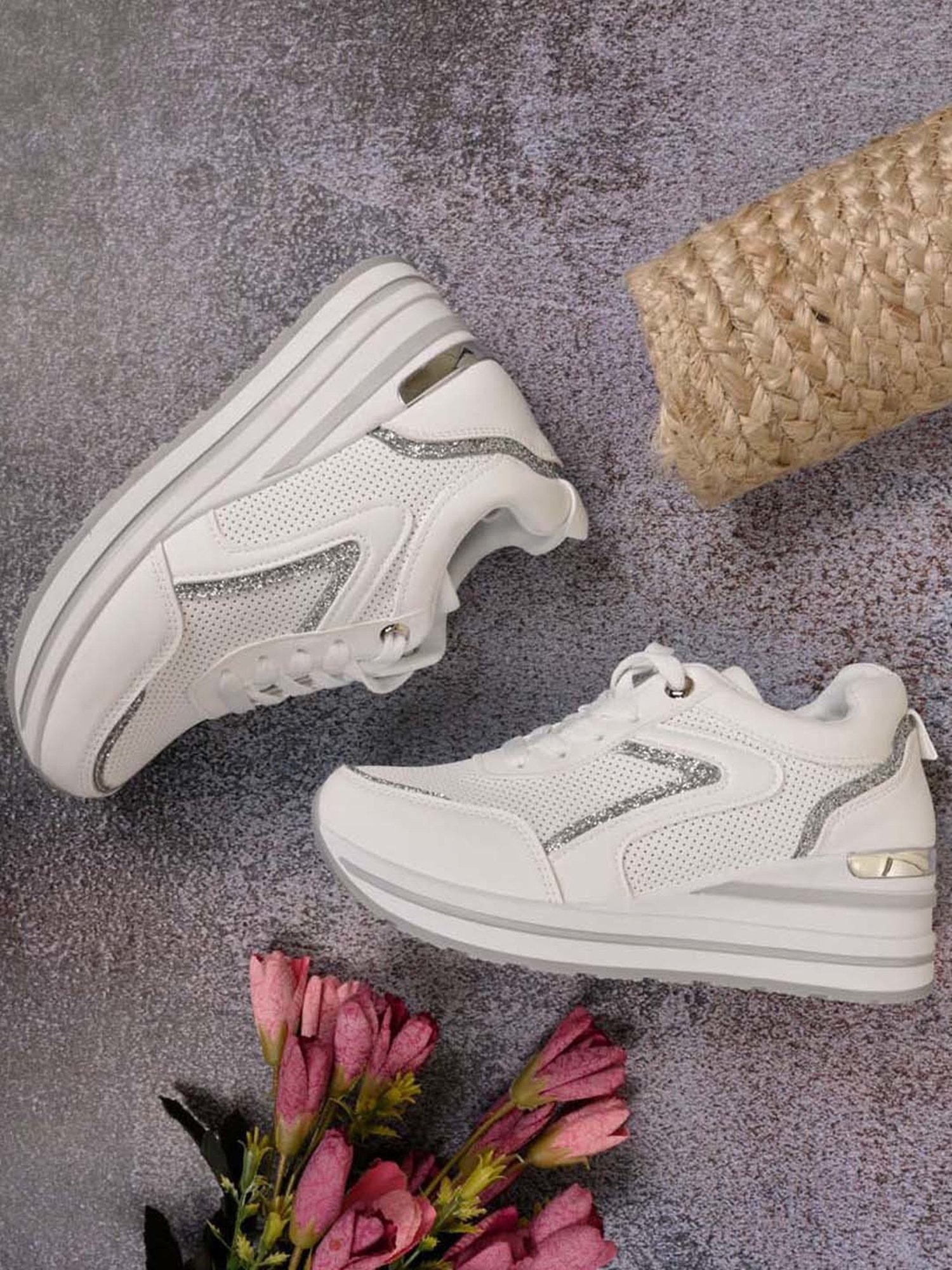 Jove Women's White Casual Sneakers