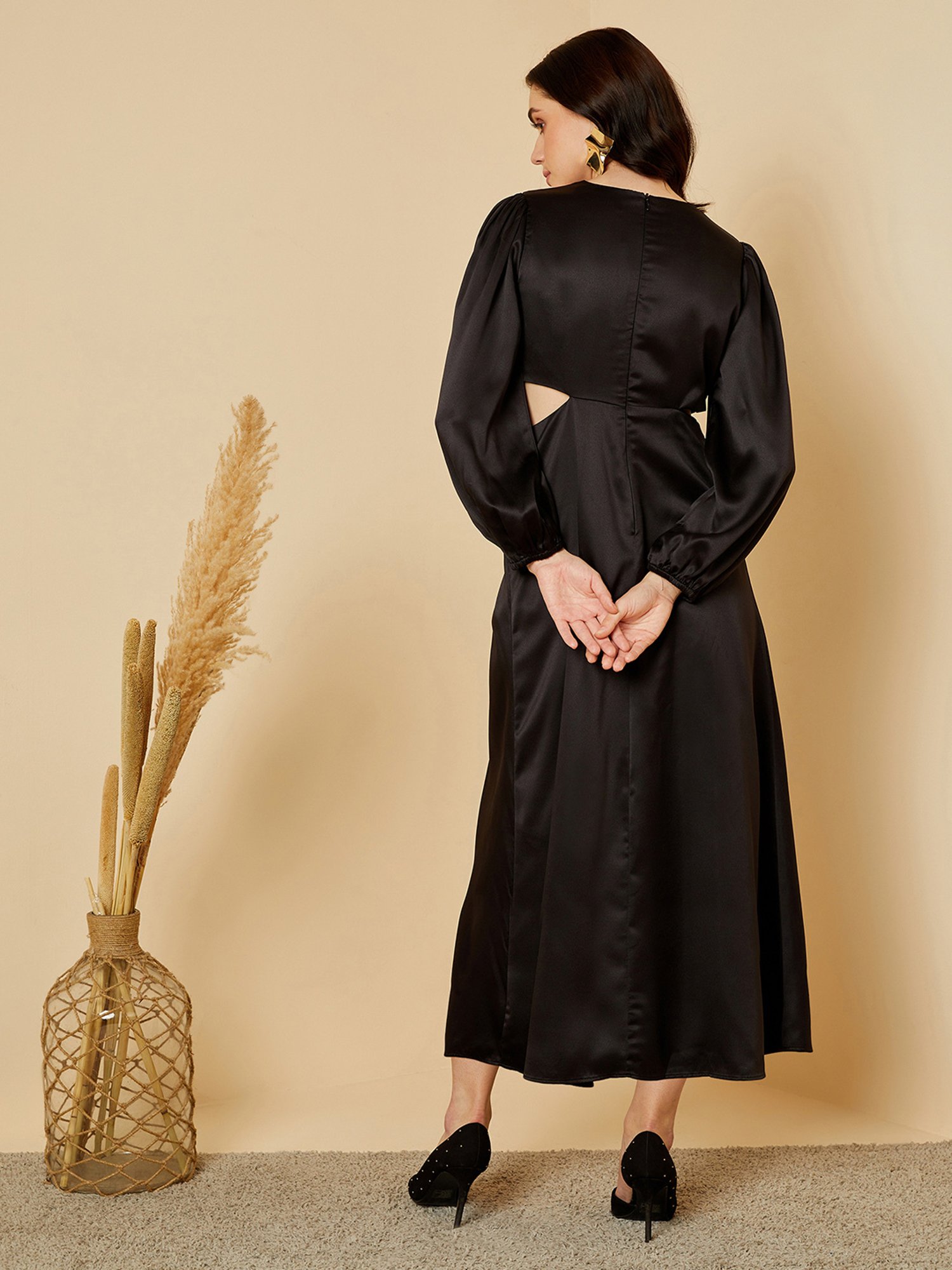 Magre Black Regular Fit Maxi Dress