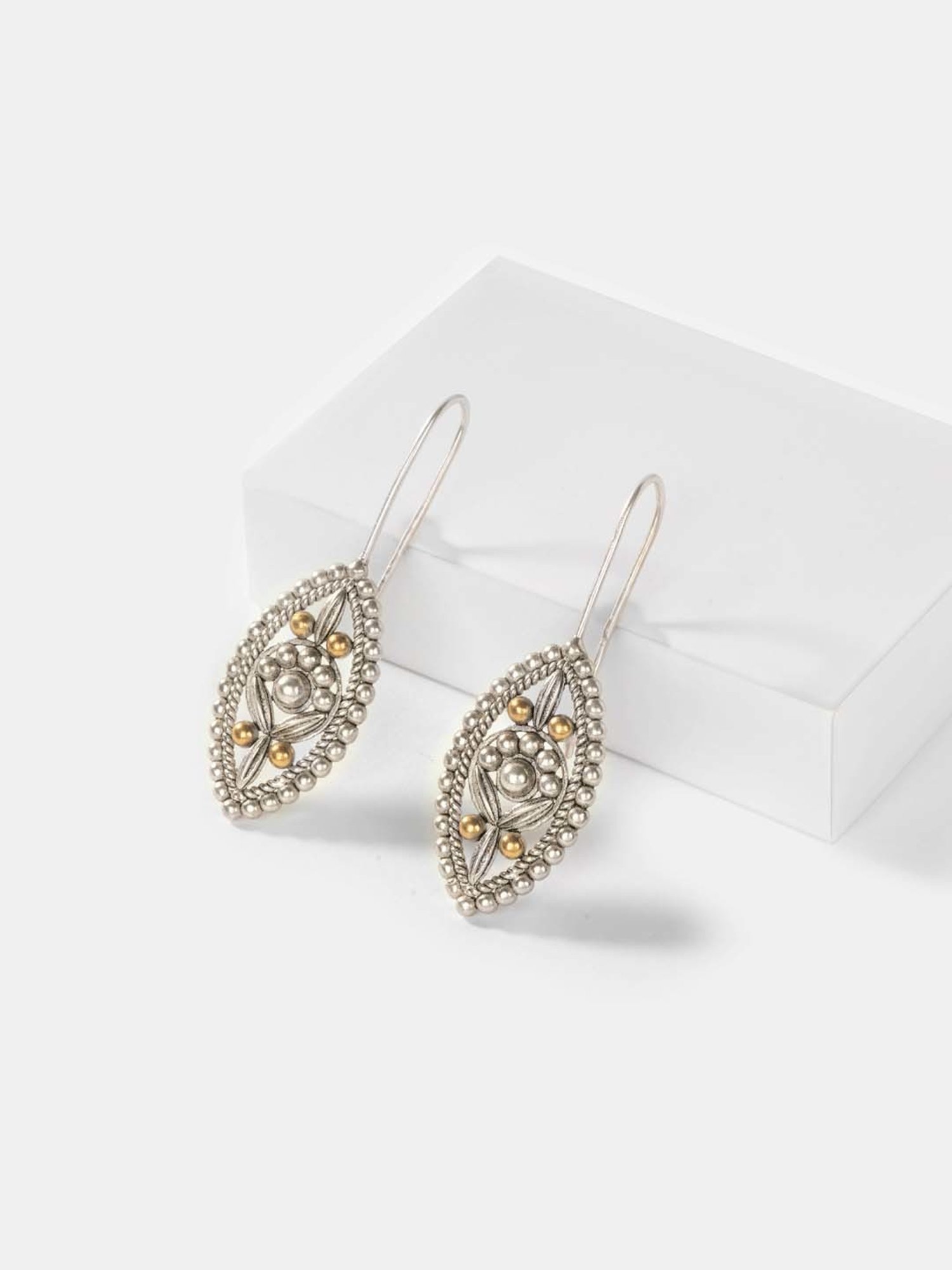 Shaya Sanna Huvu Earrings in Dual Plated 925 Silver