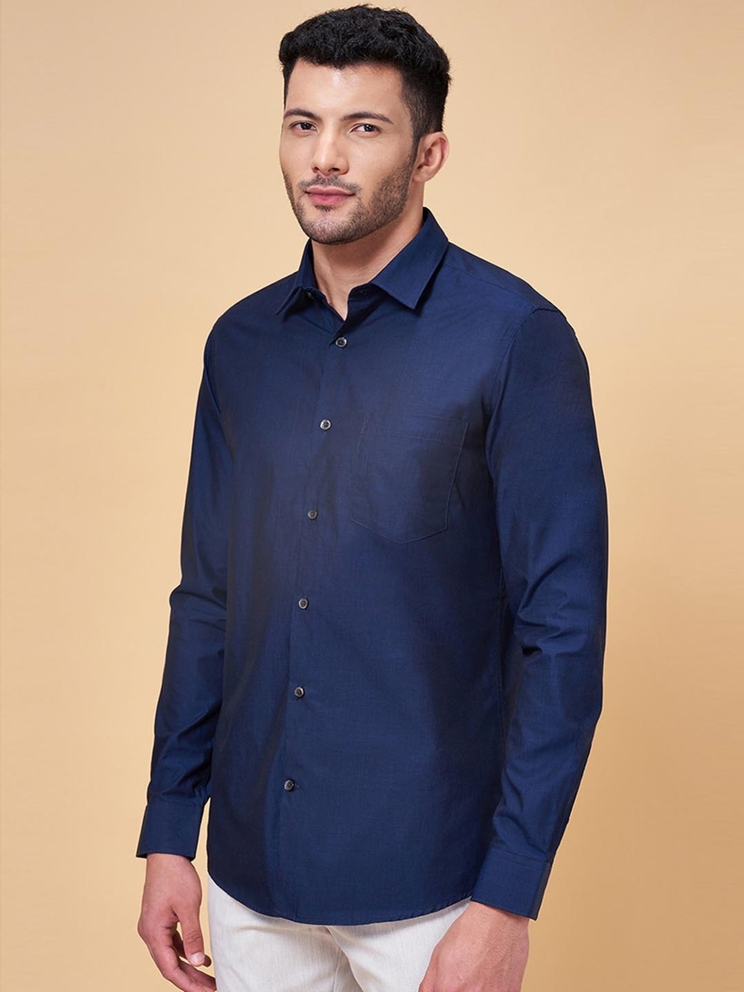 Peregrine by Pantaloons Navy Cotton Slim Fit Shirt