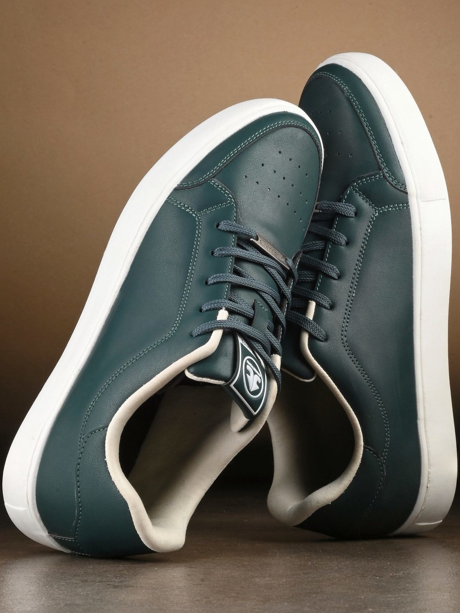 Off Limits Men's SKYLINE Bottle Green Casual Sneakers