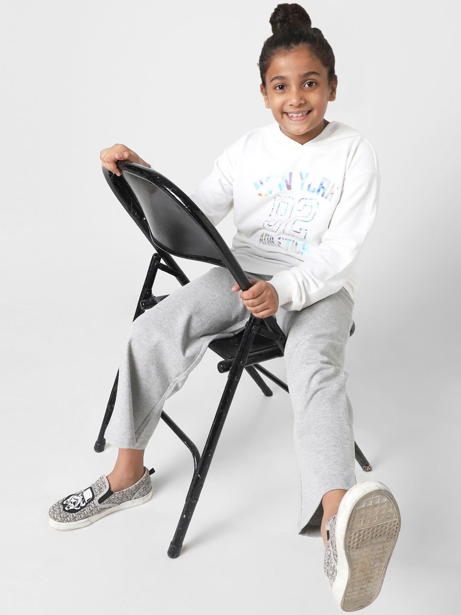 KIDS ONLY White Printed Full Sleeves Sweatshirt