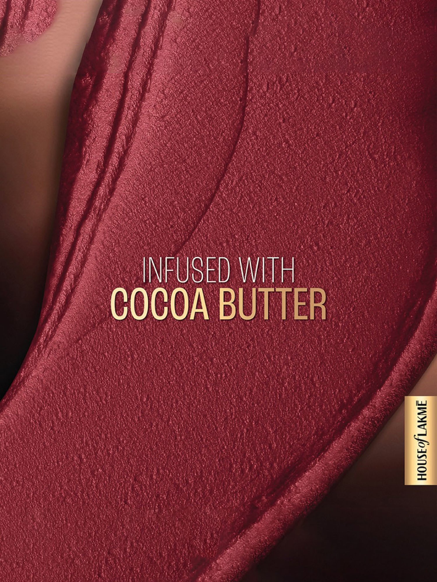 Lakme Velvet Matte Lip Mousse Love Me Red - 4.6 gm