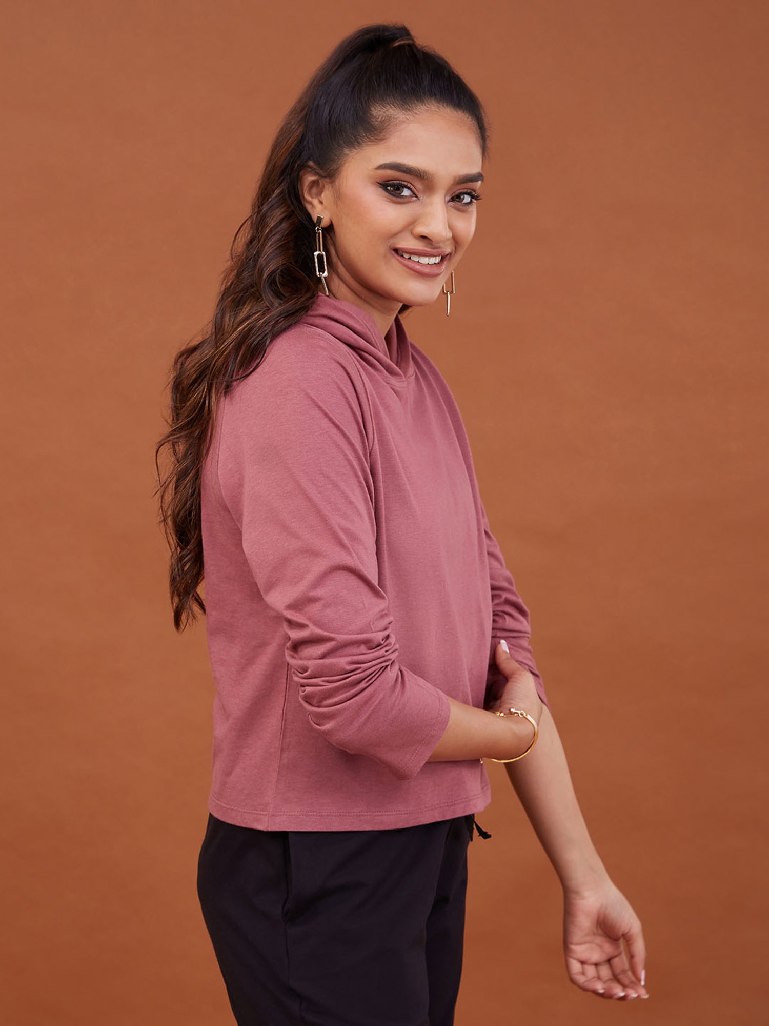 Nykd Essential Cotton Modal Full Sleeve Hoodie Top In Relaxed Fit