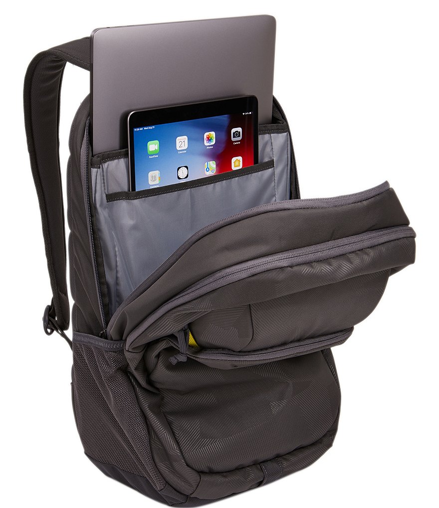 Thule Chronical 26L Backpack