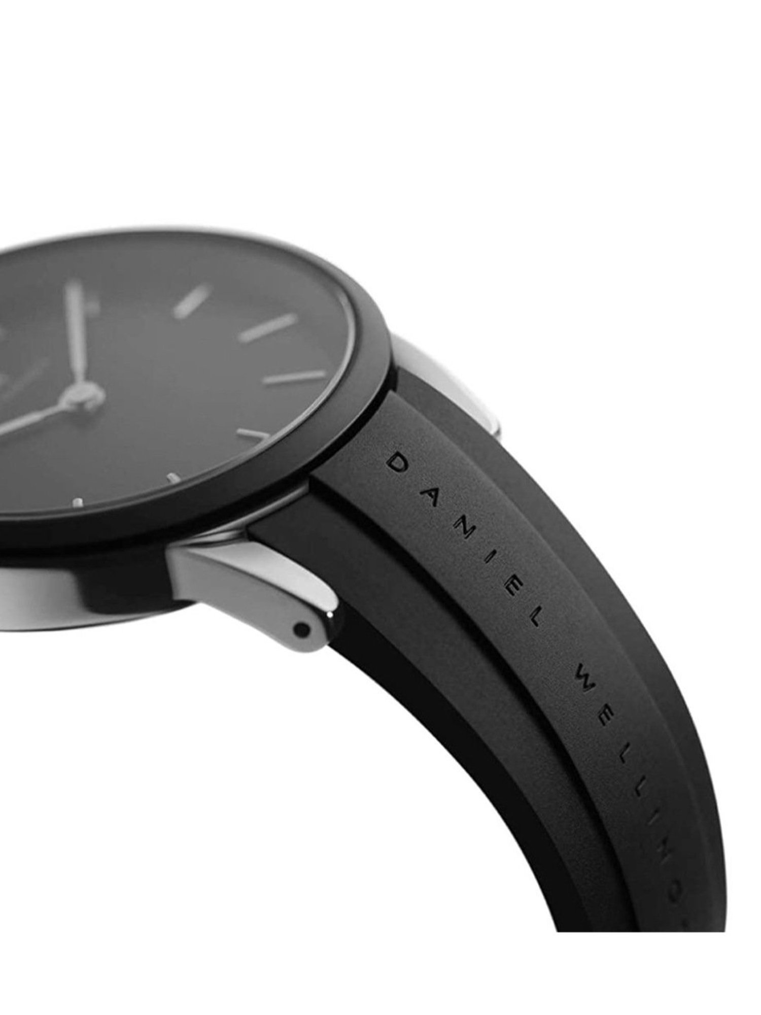 Daniel Wellington DW00100436 Iconic Link Motion Analog Watch for Men