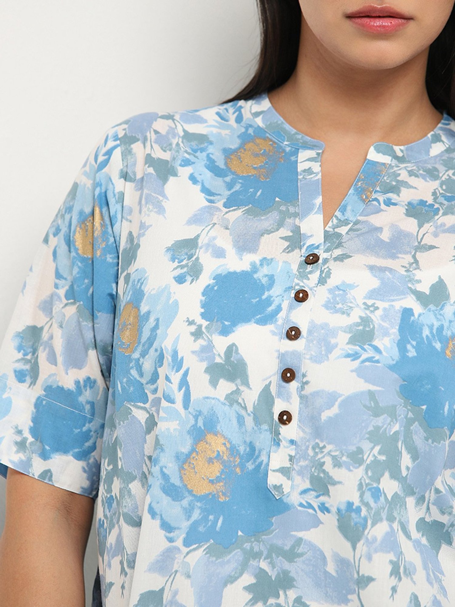 Diza by Westside Blue Floral Printed Straight Cotton Kurta