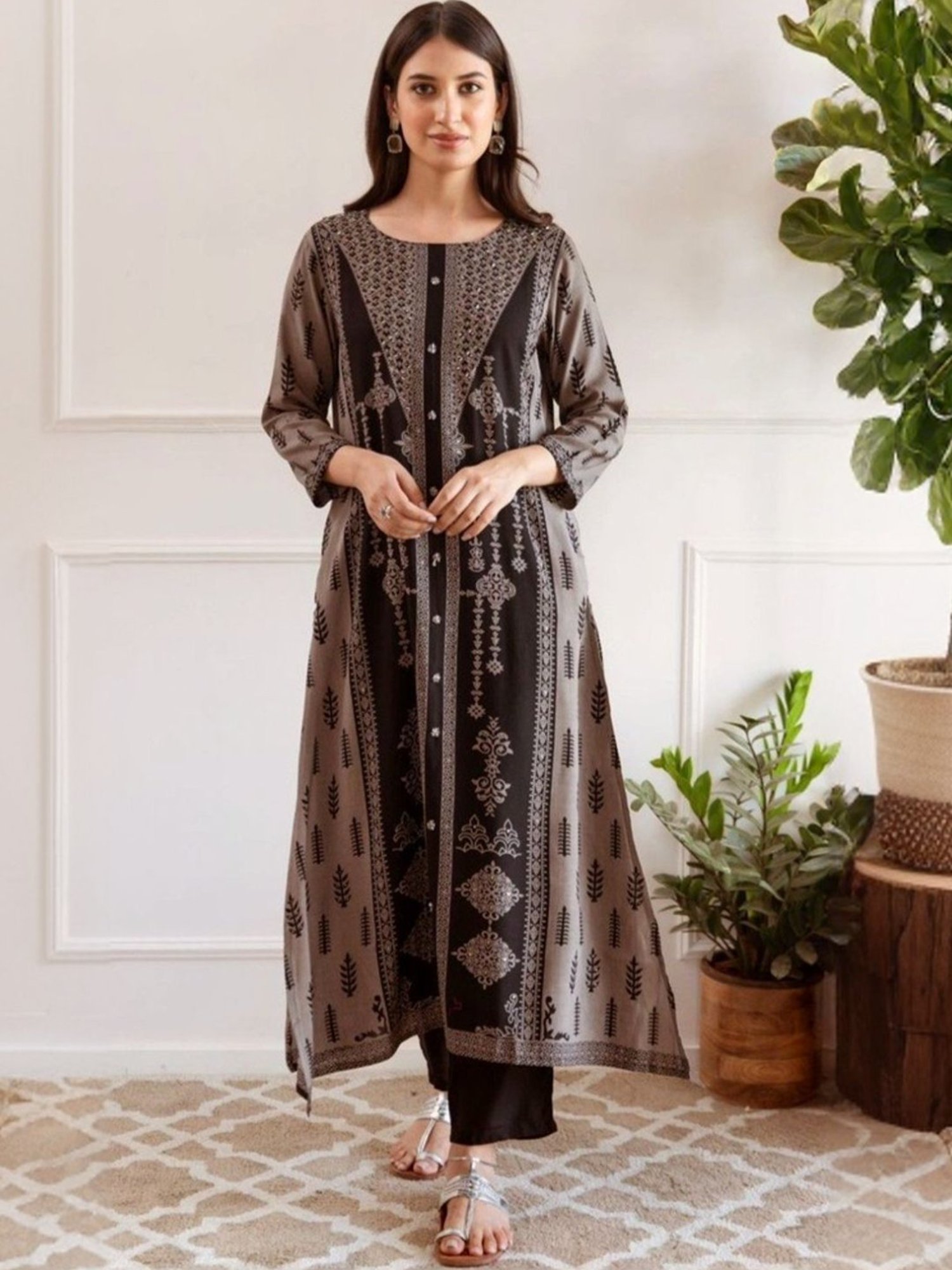 Autumnlane Black Jagdeep Onyx Printed Kurta with Pant