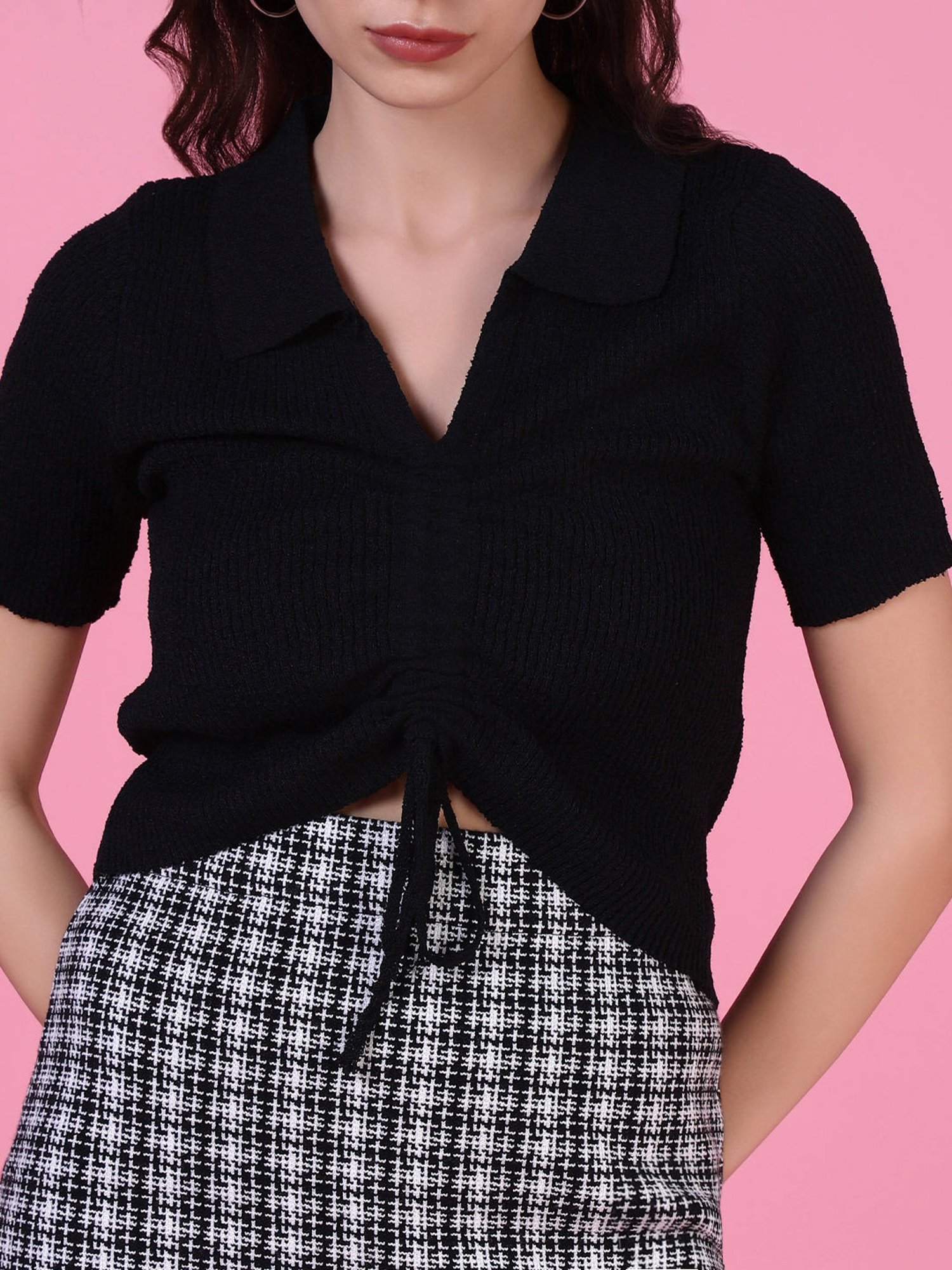 SHOWOFF Black Regular Fit Crop Top
