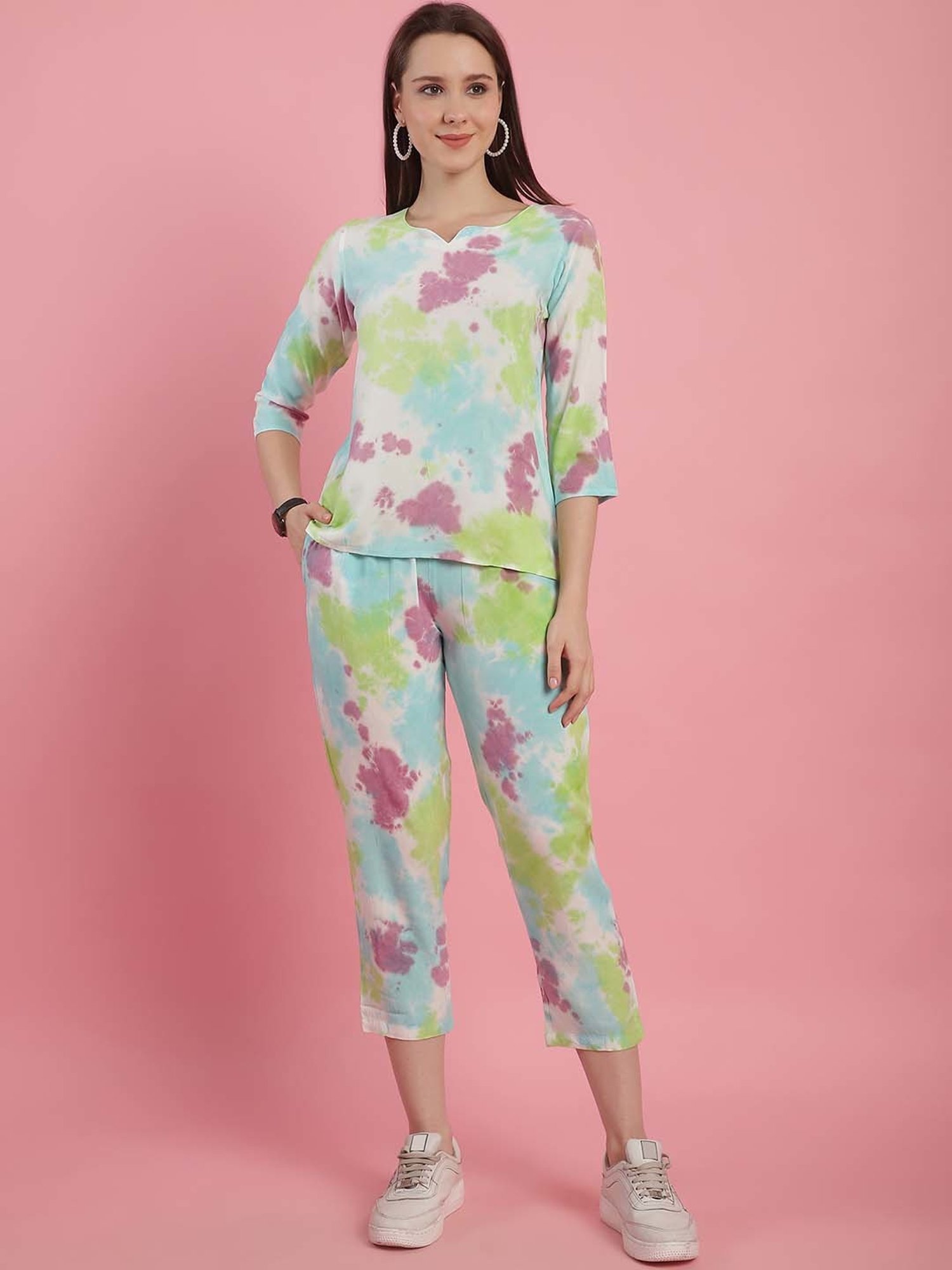 Prakrti Multicolored Tie & Dye Top Capri Set
