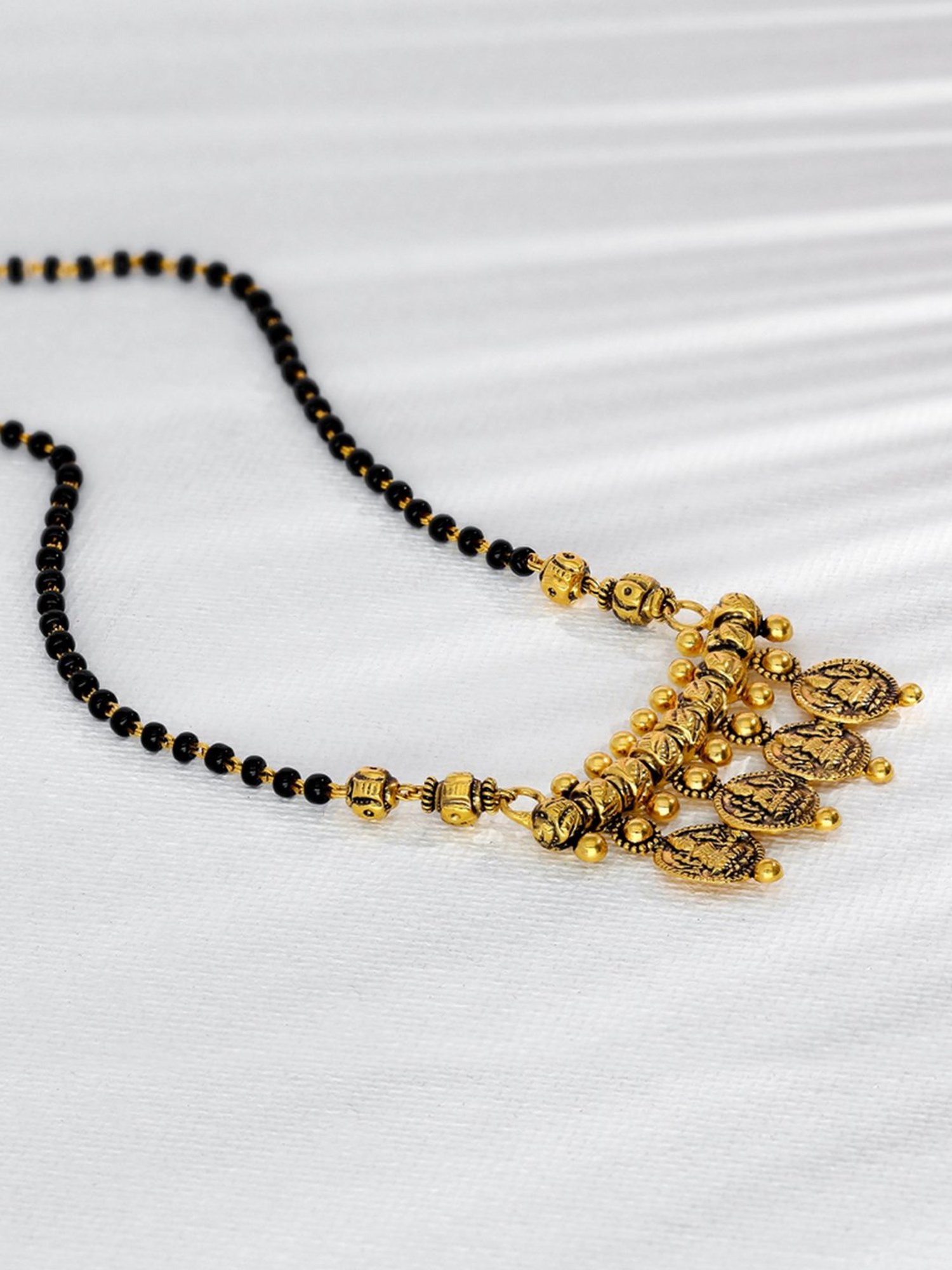 P.N.Gadgil Jewellers Gold Antique Floral Mangalsutra For Women