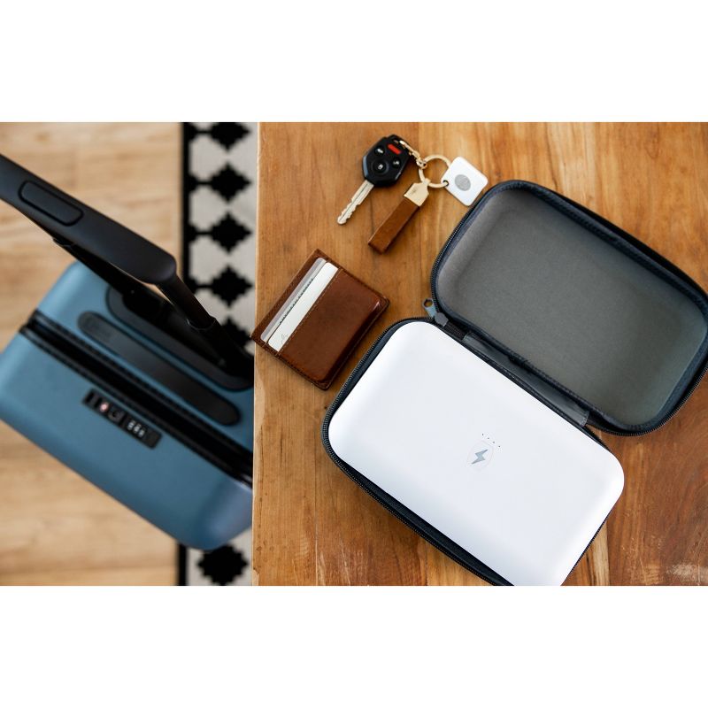 PhoneSoap Go UV-C Sanitizer & Portable Power Pack - White