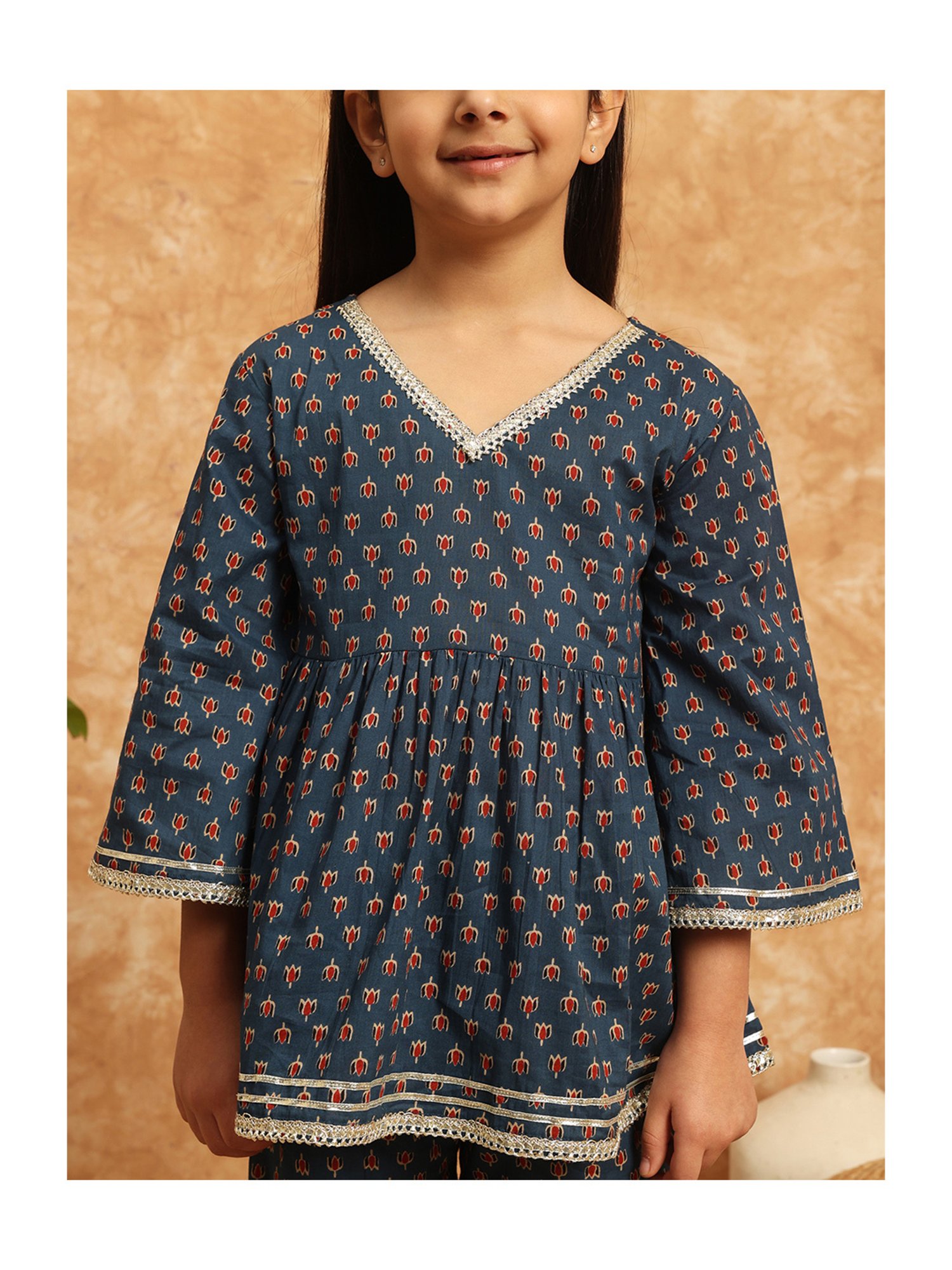 READIPRINT FASHIONS Kids Blue Printed Kurti with Gharara