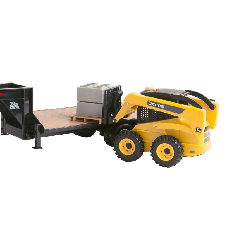 Chevrolet Pickup with Skidsteer Set 1:16 Scale
