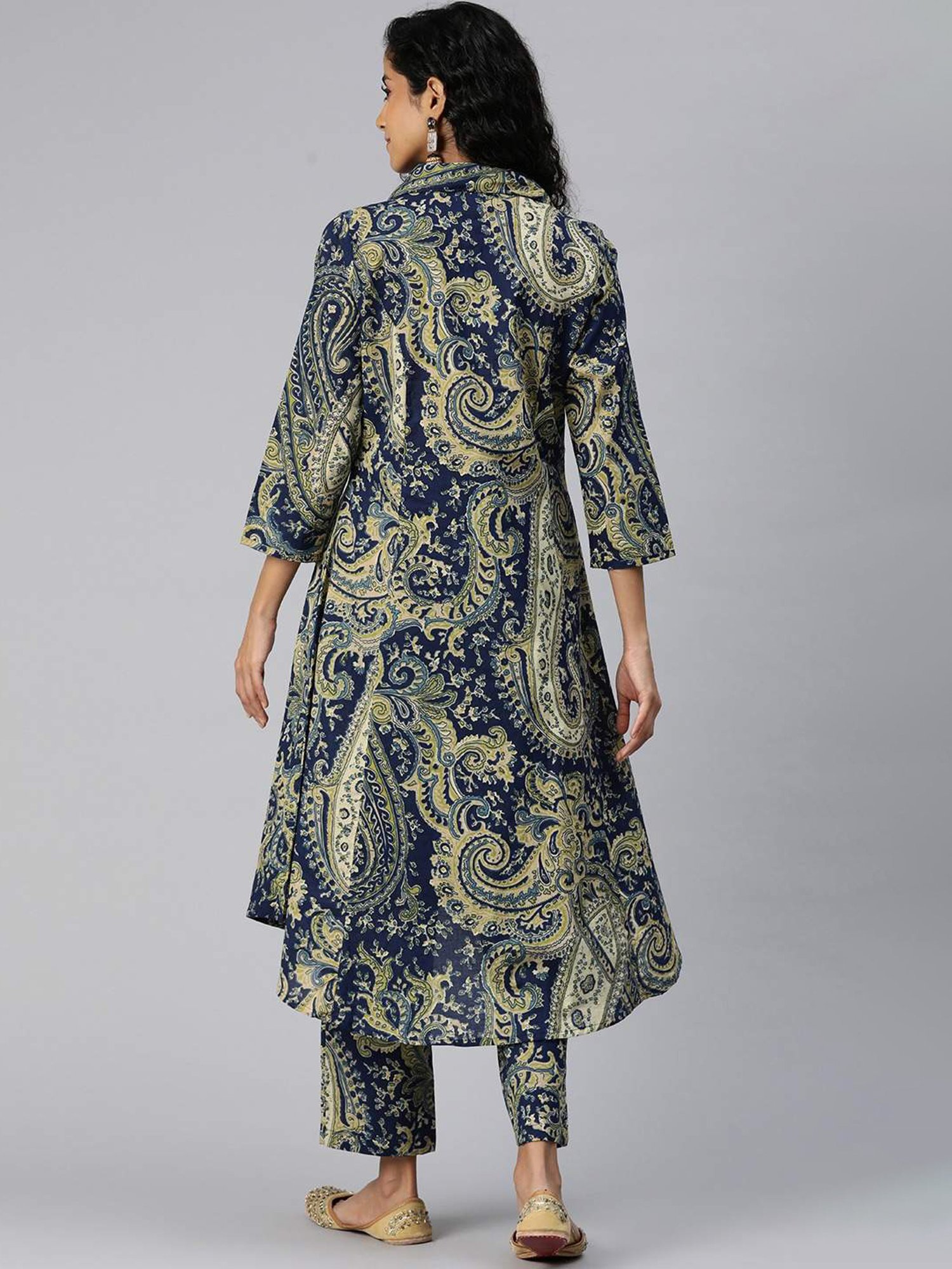 READIPRINT FASHIONS Blue Cotton Printed Kurta Pant Set