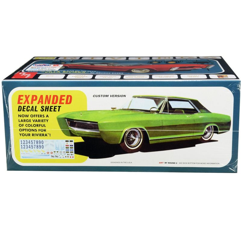 Porsche Macan Turbo Red 1/24 Diecast Model Car by Welly