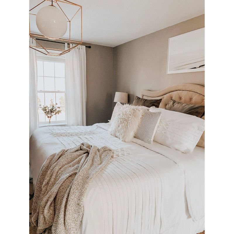 White Triple Diamond Throw Pillow Set - CITY SCENE